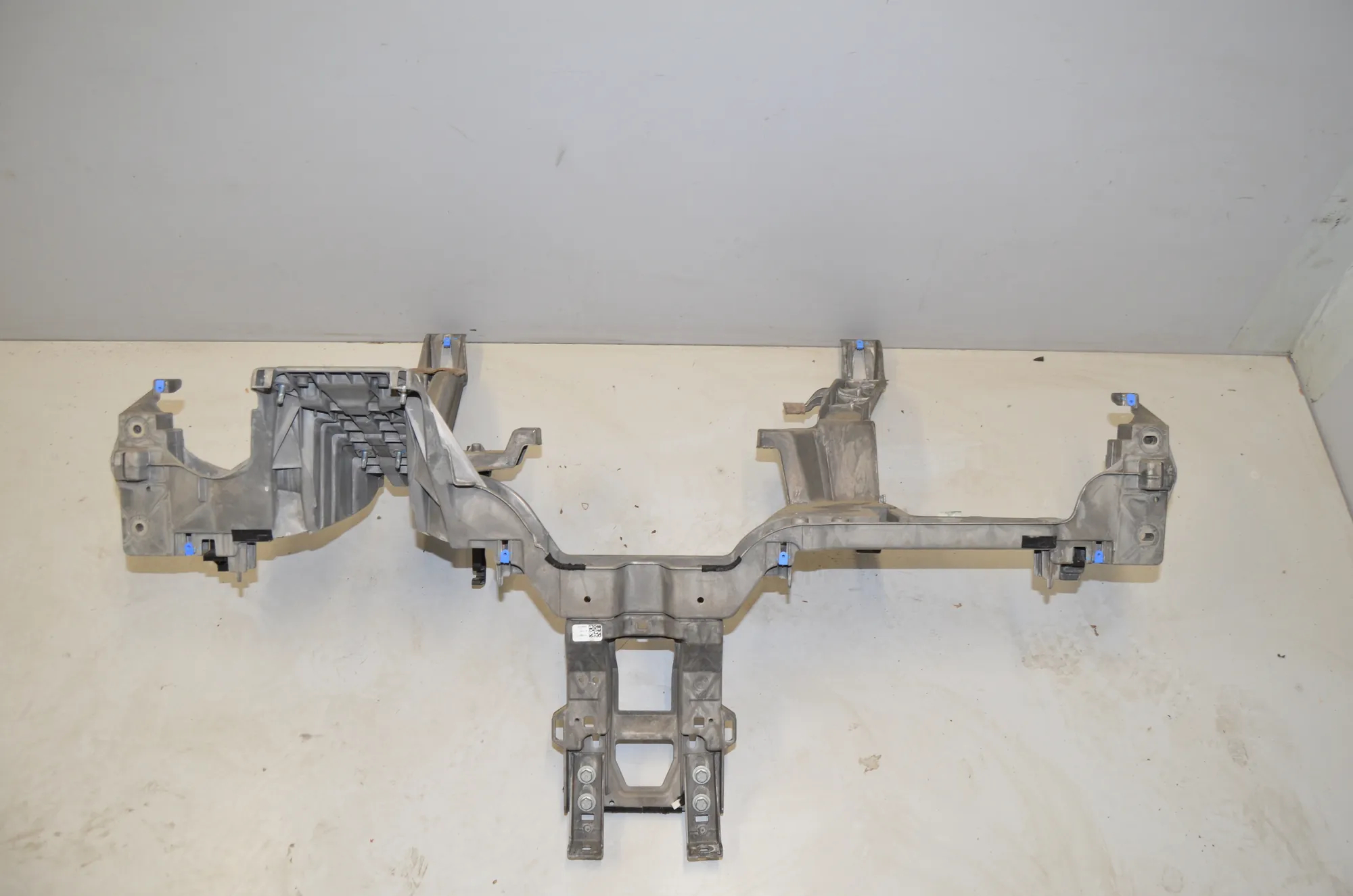 Dashboard Frame – OEM 9265944 · BMW i3 (I01) Hybrid 2014 – 2