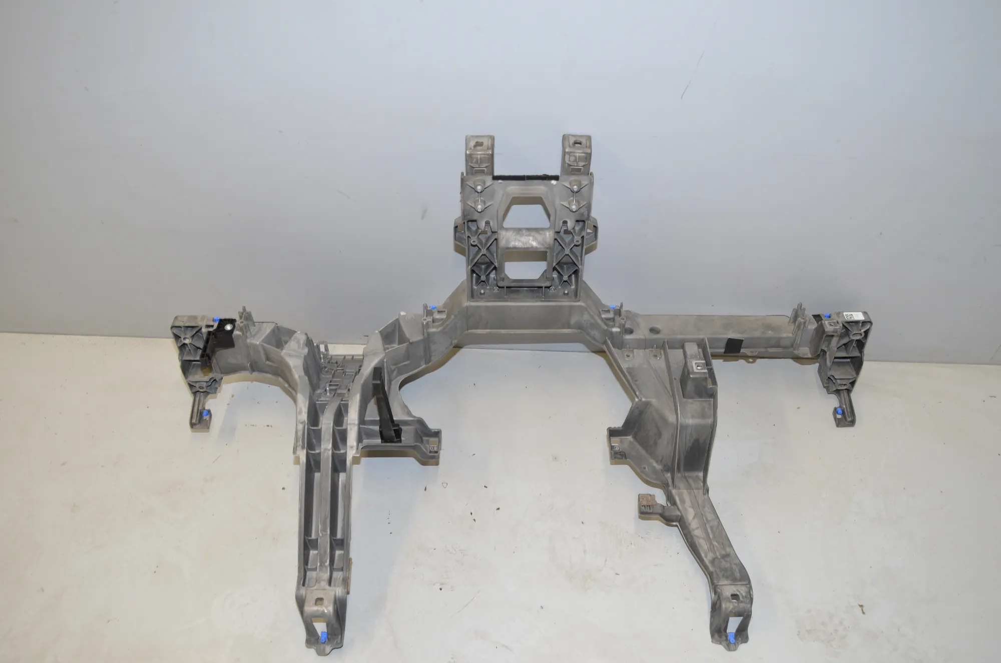 Dashboard Frame – OEM 9265944 · BMW i3 (I01) Hybrid 2014 – 4