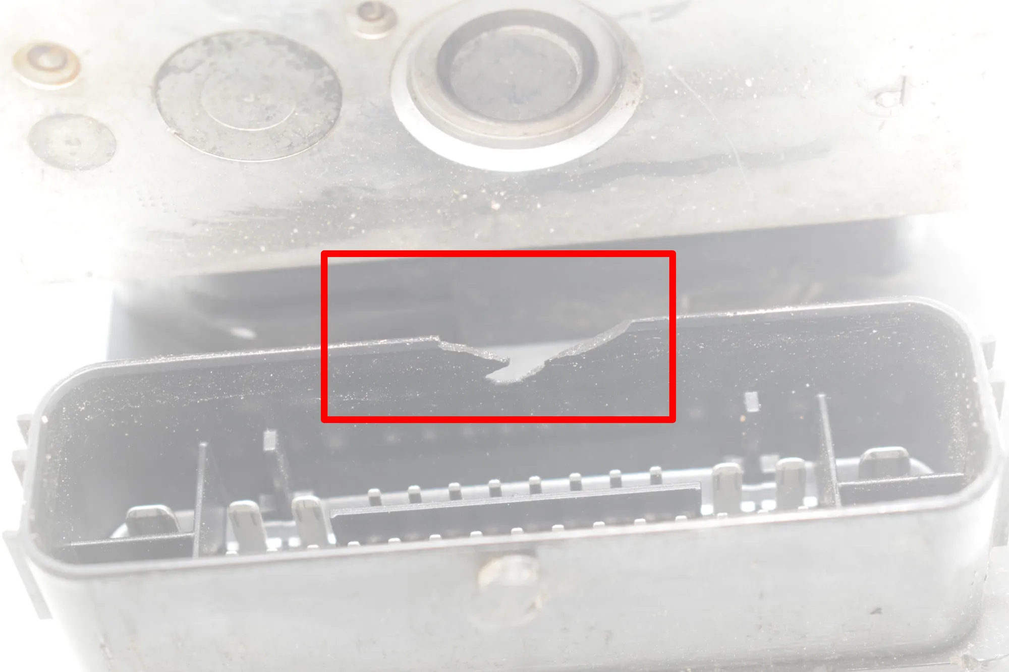 ABS Pump – OEM 6868703 · BMW i3 (I01) Hybrid 2014 – 4