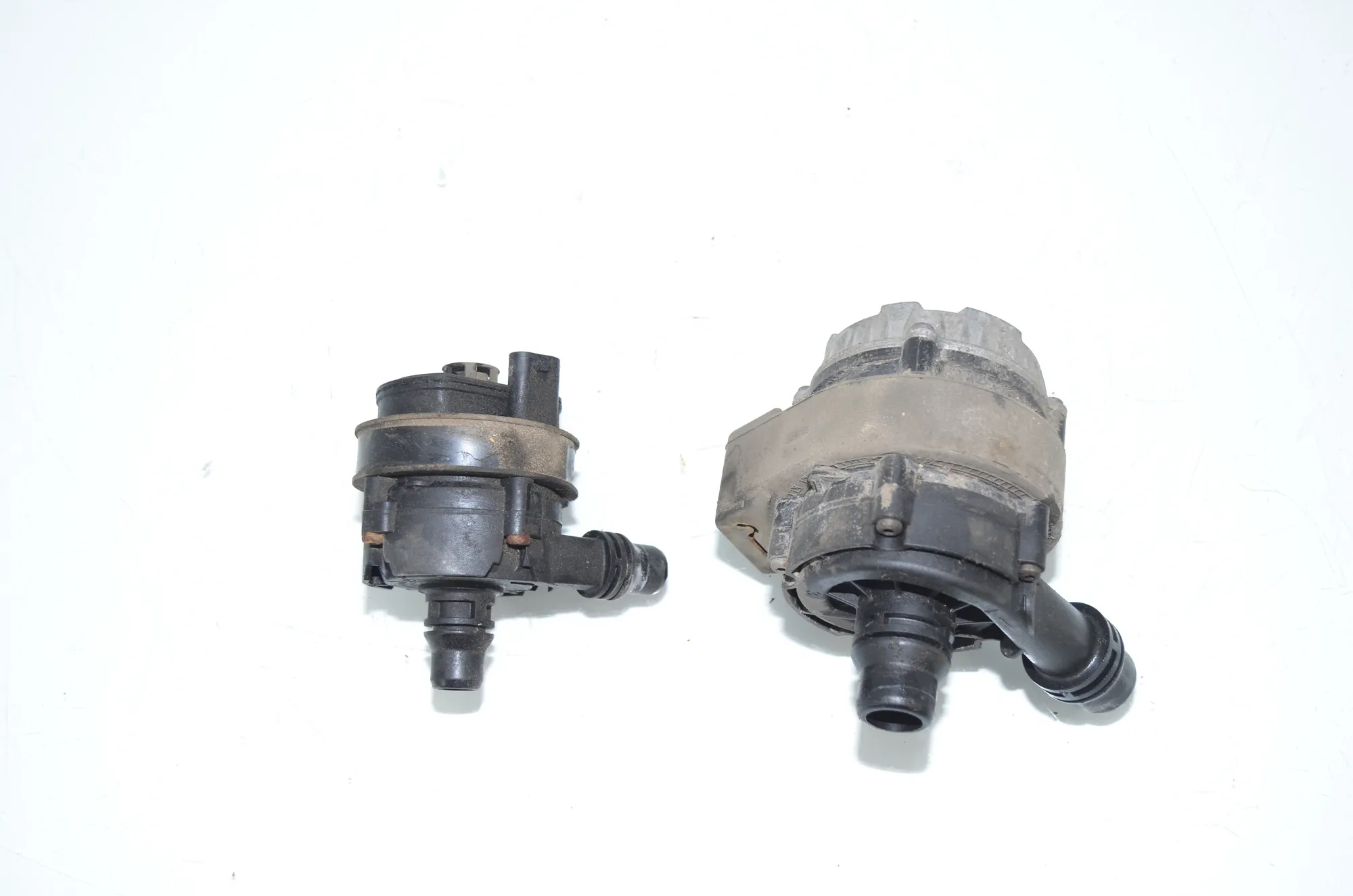 Auxiliary Water Pump – OEM 9147359 · BMW i3 (I01) Hybrid 2014 – 4