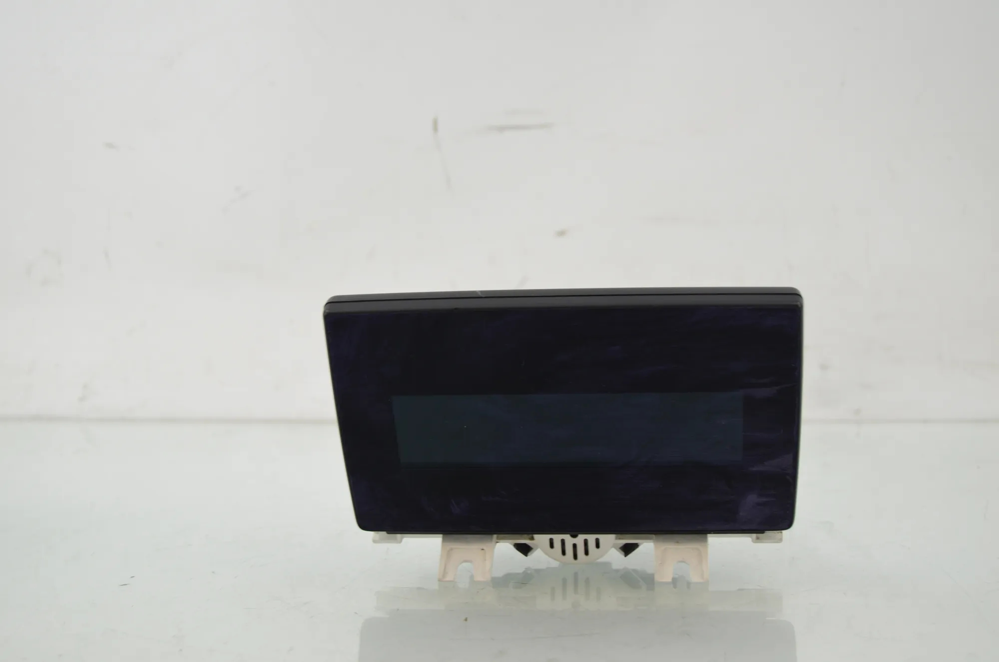 Instrument Cluster Speedometer – OEM 9343696 · BMW i3 (I01) Hybrid 2014
