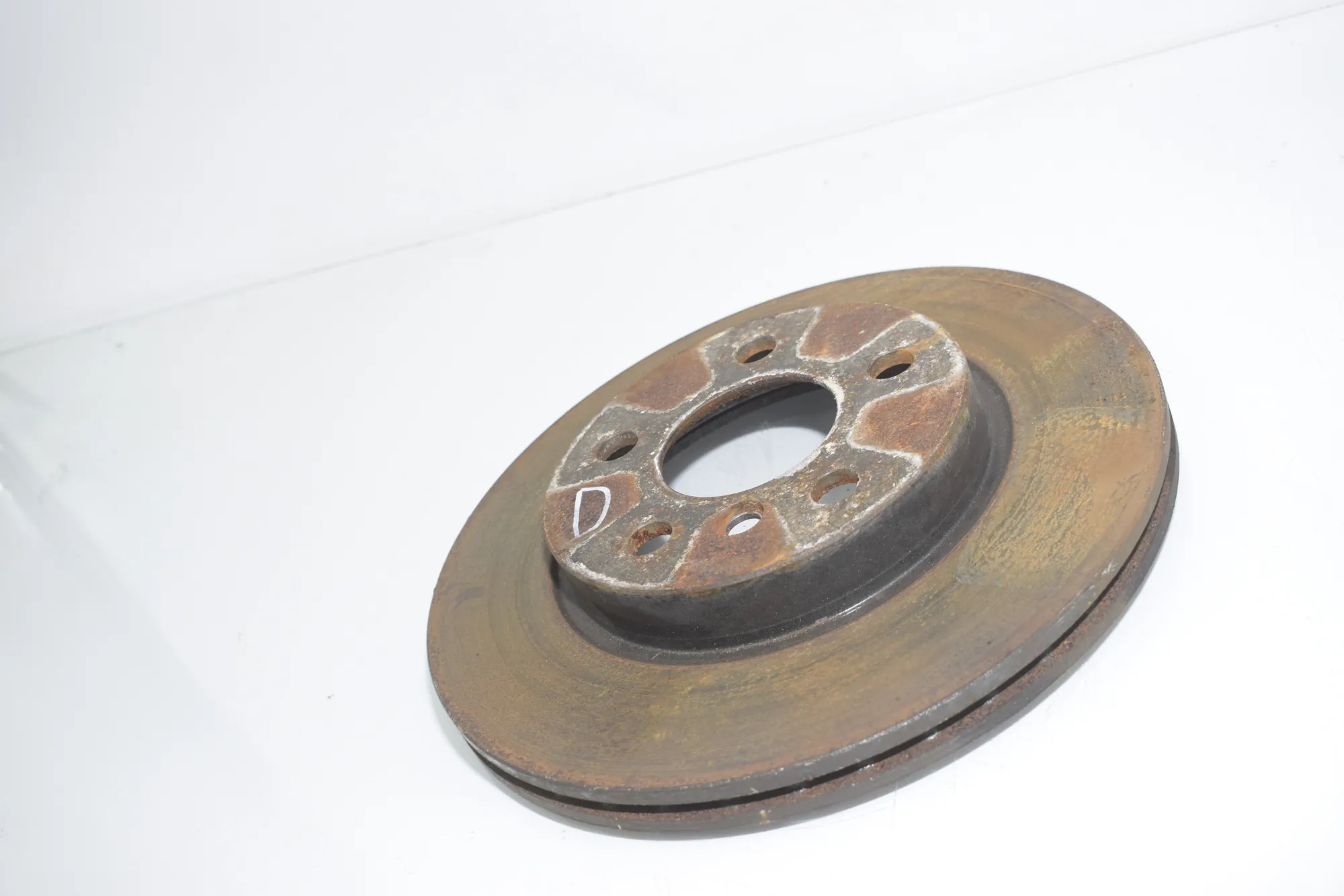 Front Right Brake Disc – OEM 6866293 · BMW i3 (I01) Hybrid 2014 – 2