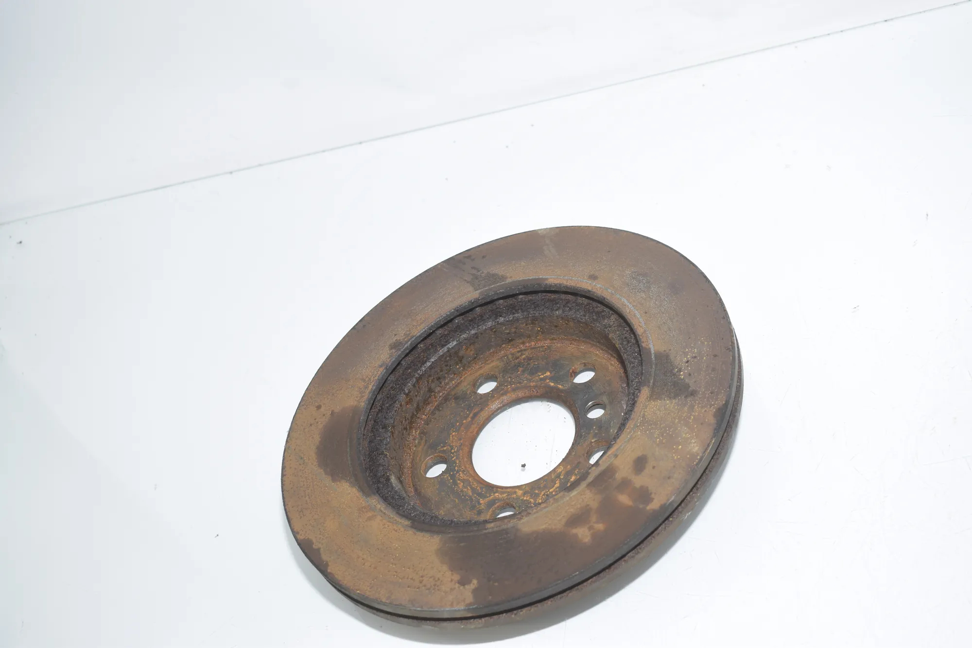 Front Right Brake Disc – OEM 6866293 · BMW i3 (I01) Hybrid 2014 – 3