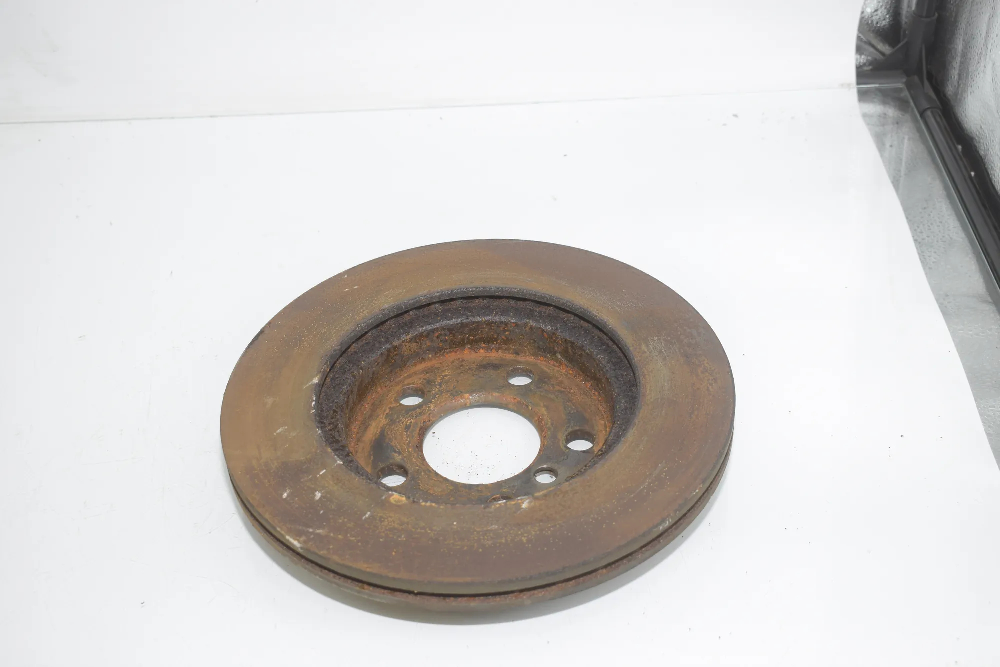 Front Left Brake Disc – OEM 6866293 · BMW i3 (I01) Hybrid 2014 – 3