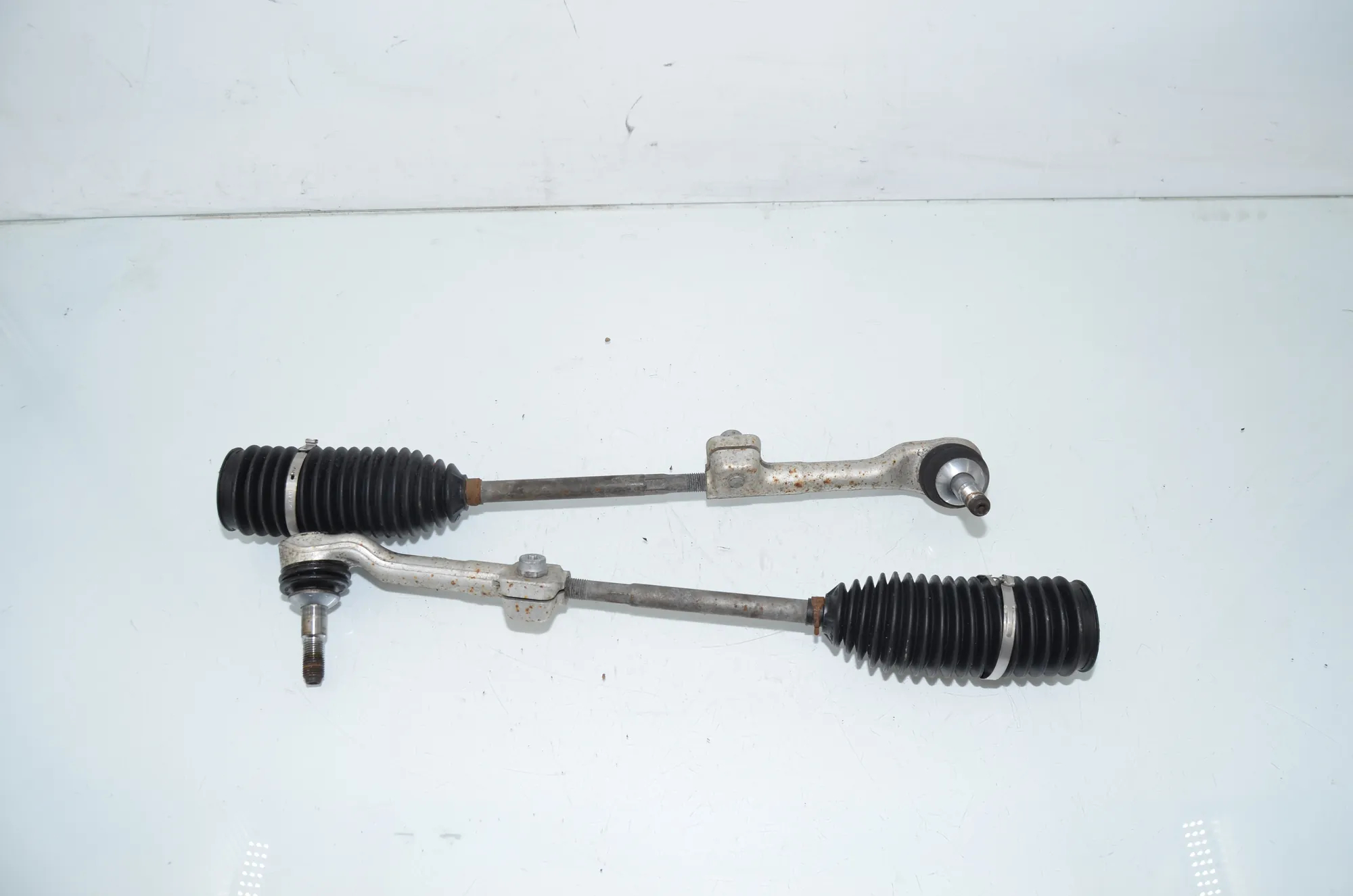 Left Side Steering Tie Rod – OEM 6851409 · BMW i3 (I01) Hybrid 2014 – 2
