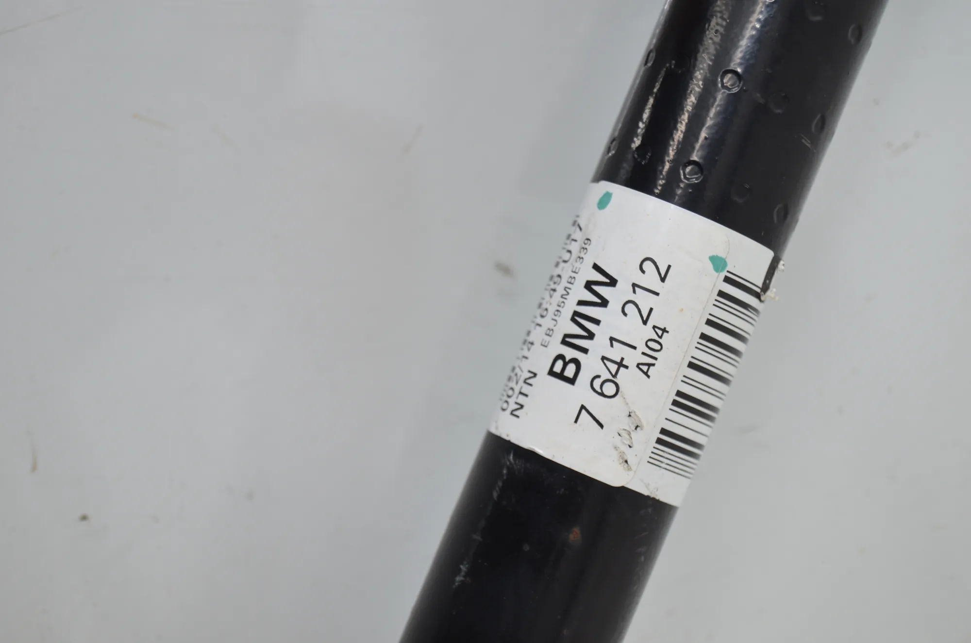 Rear Right Driveshaft – OEM 7641212 · BMW i3 (I01) Hybrid 2014 – 4