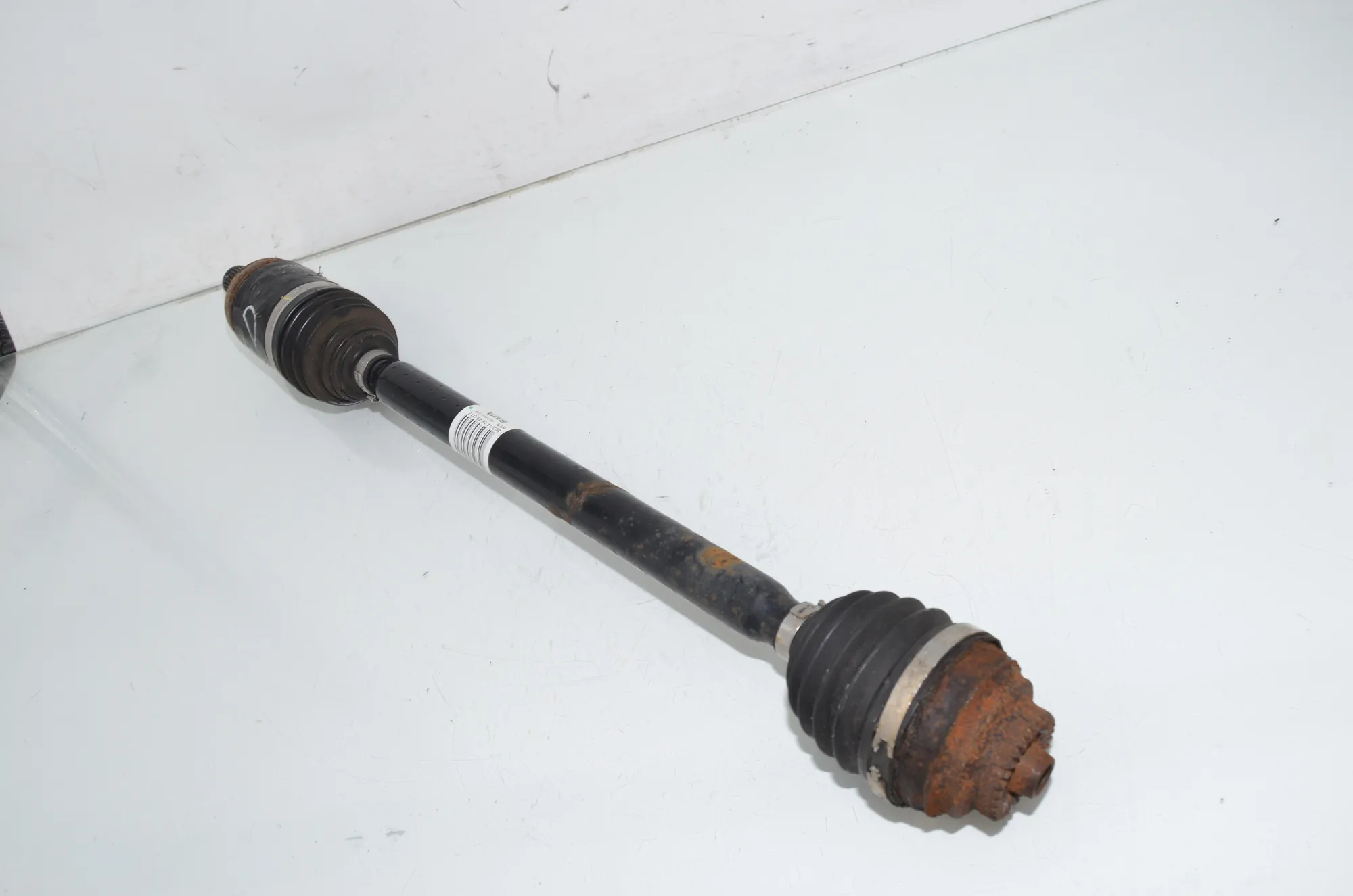 Rear Right Driveshaft – OEM 7641212 · BMW i3 (I01) Hybrid 2014 – 3