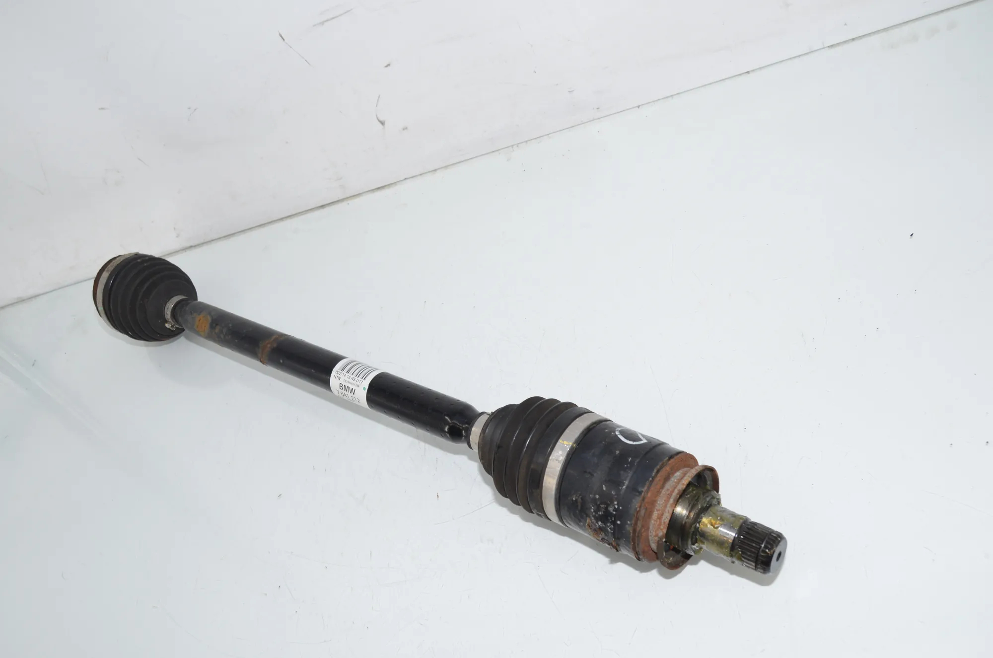Rear Right Driveshaft – OEM 7641212 · BMW i3 (I01) Hybrid 2014 – 2