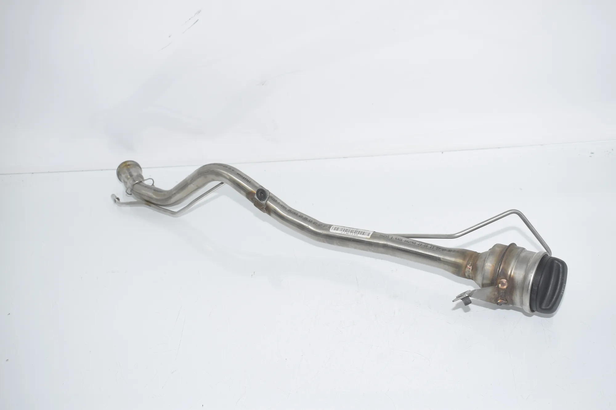 Fuel Tank Pipe – OEM 7303954 · BMW i3 (I01) Hybrid 2014 – 2