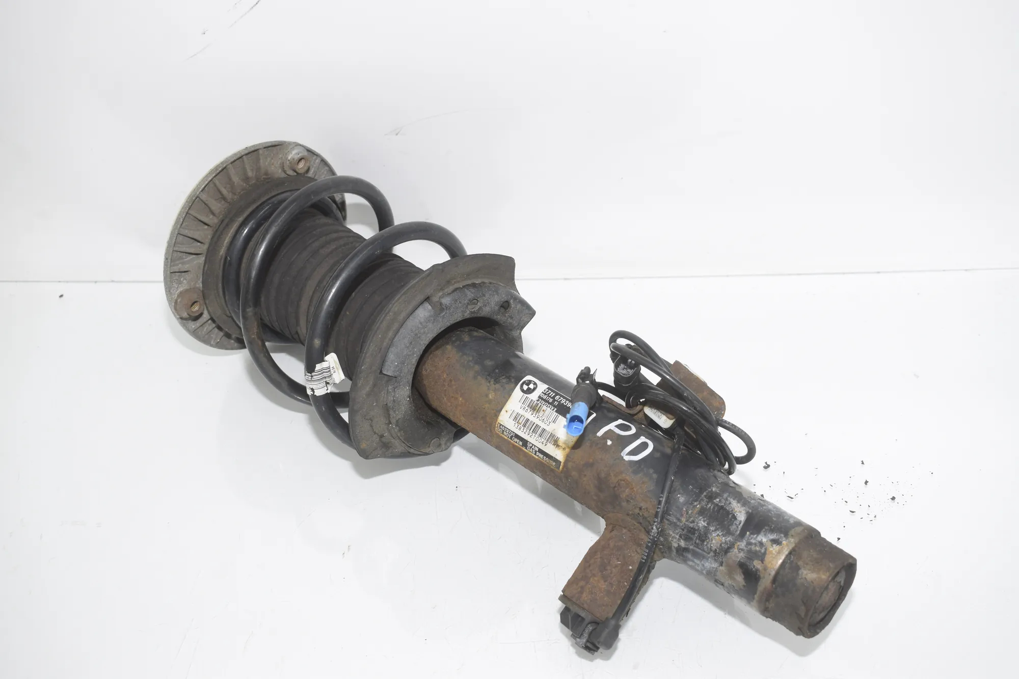 Front Right Shock Absorber – OEM 6793906 · BMW 3 Touring (F31) 330 d xDrive 2014 – 3