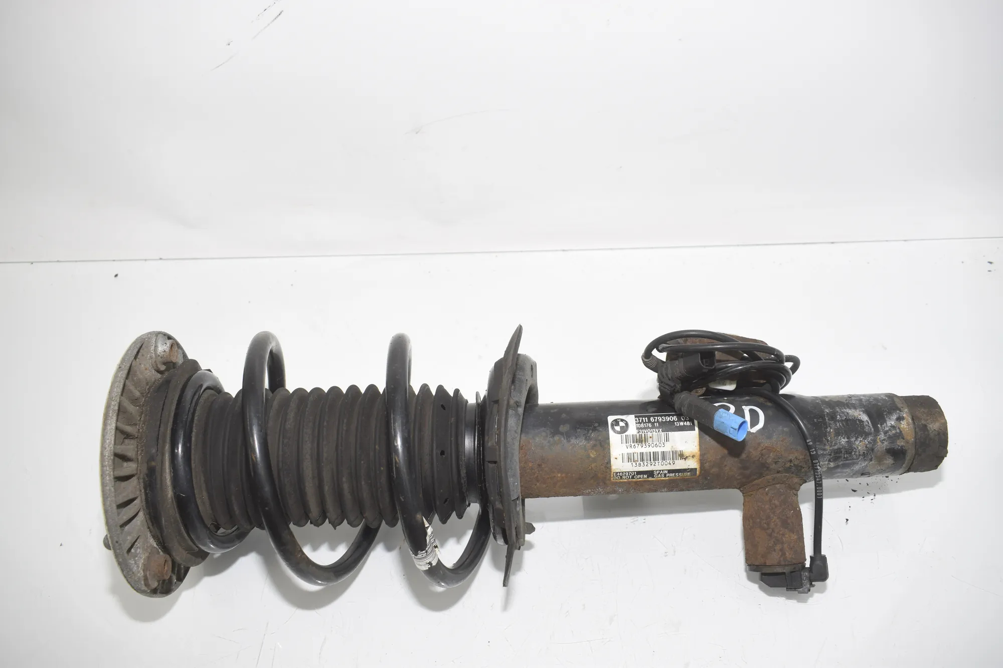 Front Right Shock Absorber – OEM 6793906 · BMW 3 Touring (F31) 330 d xDrive 2014 – 2