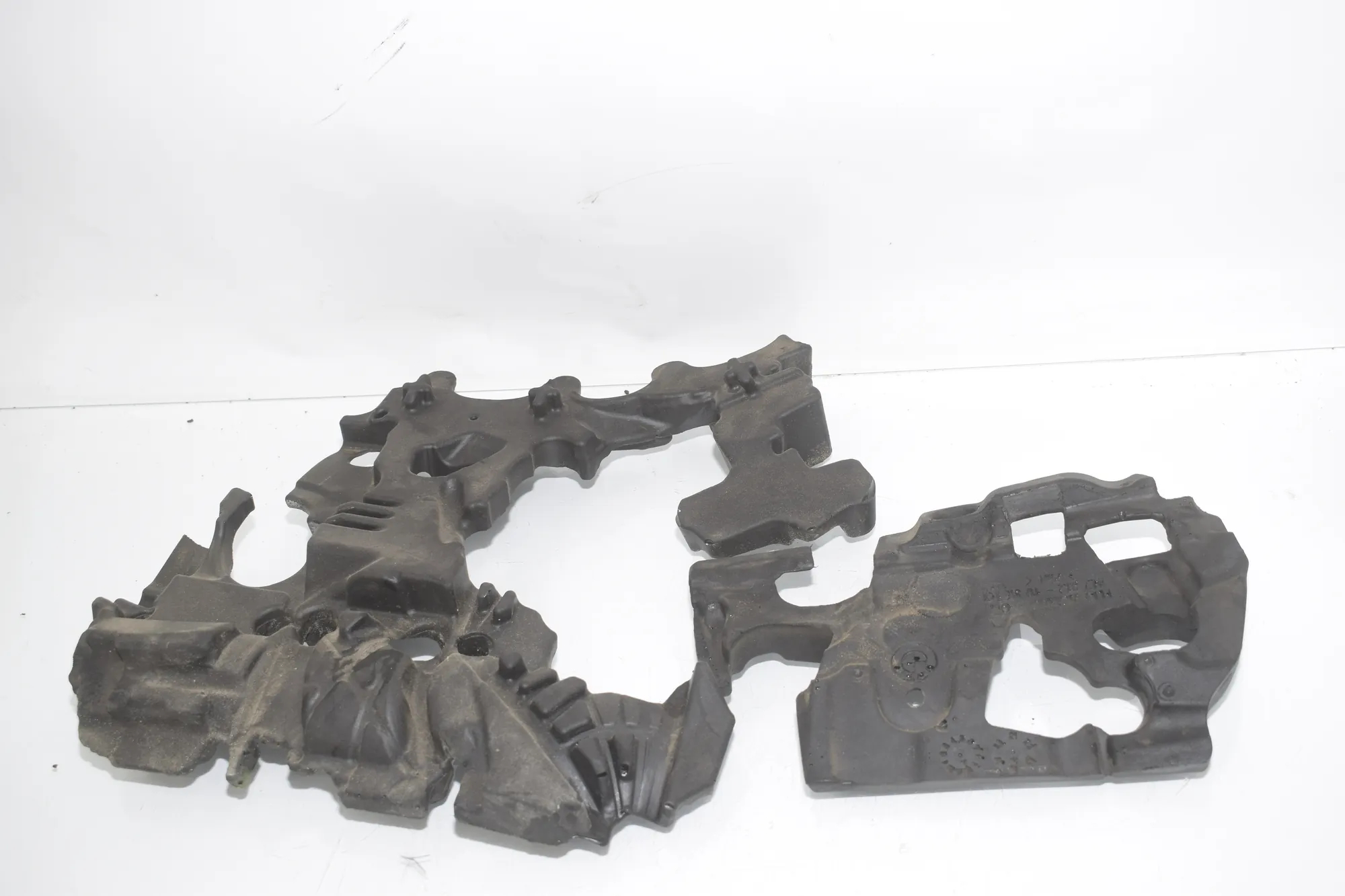 Heat Protection – OEM 7648894 · BMW 5 (G30) BMW 5 (G30) 530 e iPerformance xDrive 2019