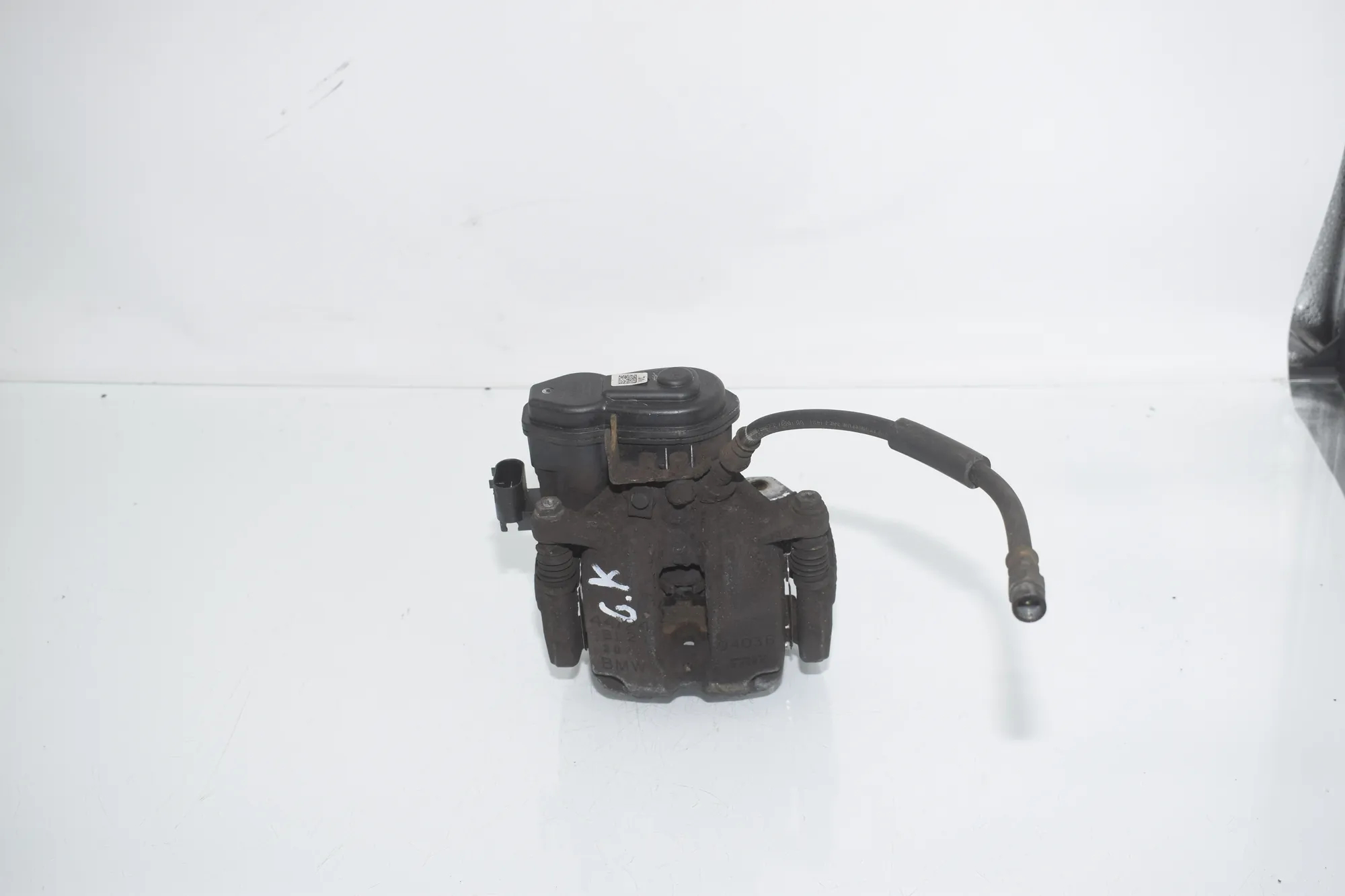 Rear Left Brake Caliper – OEM 6793047 · BMW 5 Touring (F11) M 550 d xDrive 2012