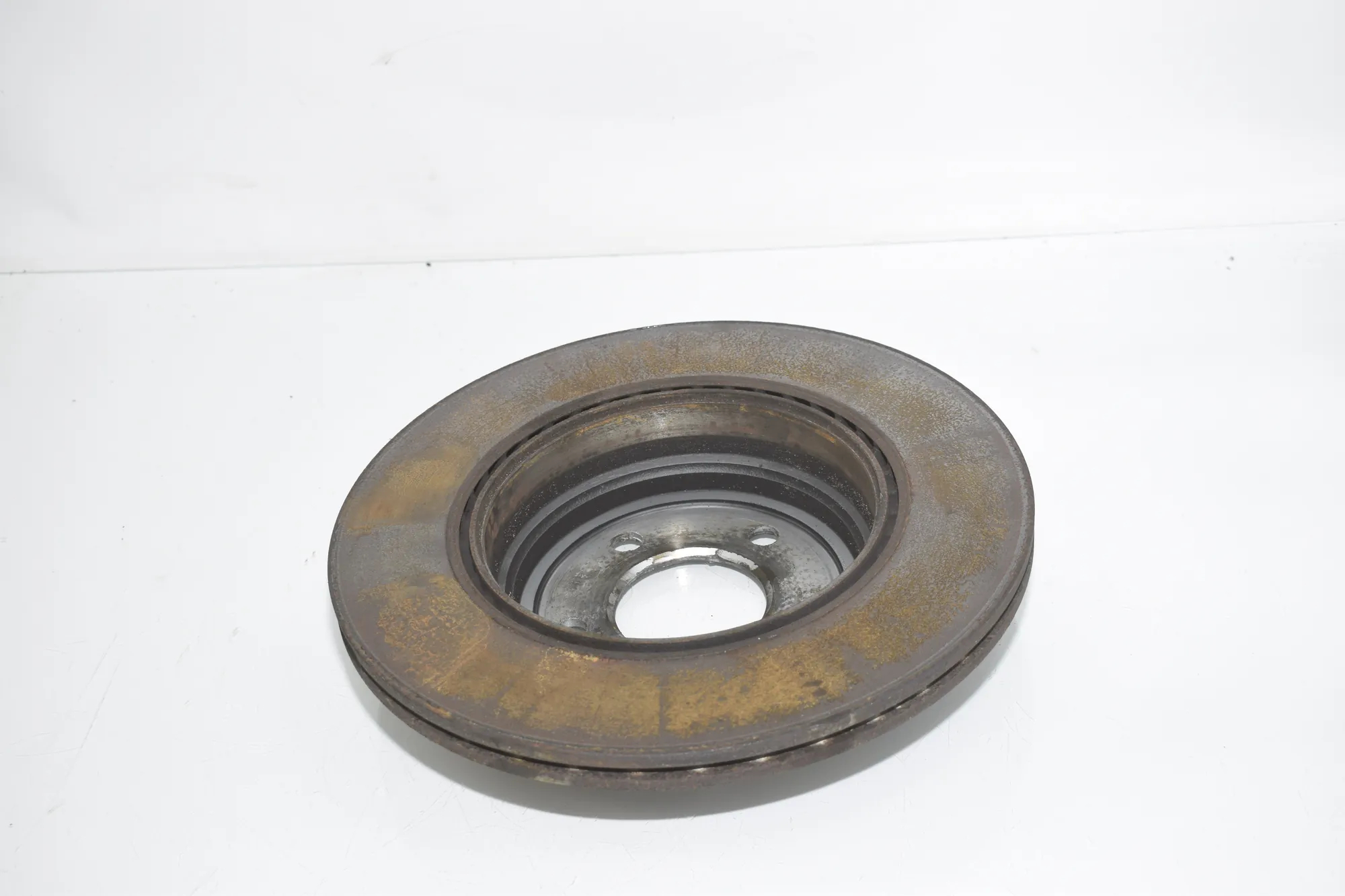 Rear Right Brake Disc – OEM 6864899 · BMW 3 Touring (F31) 330 d xDrive 2014 – 4