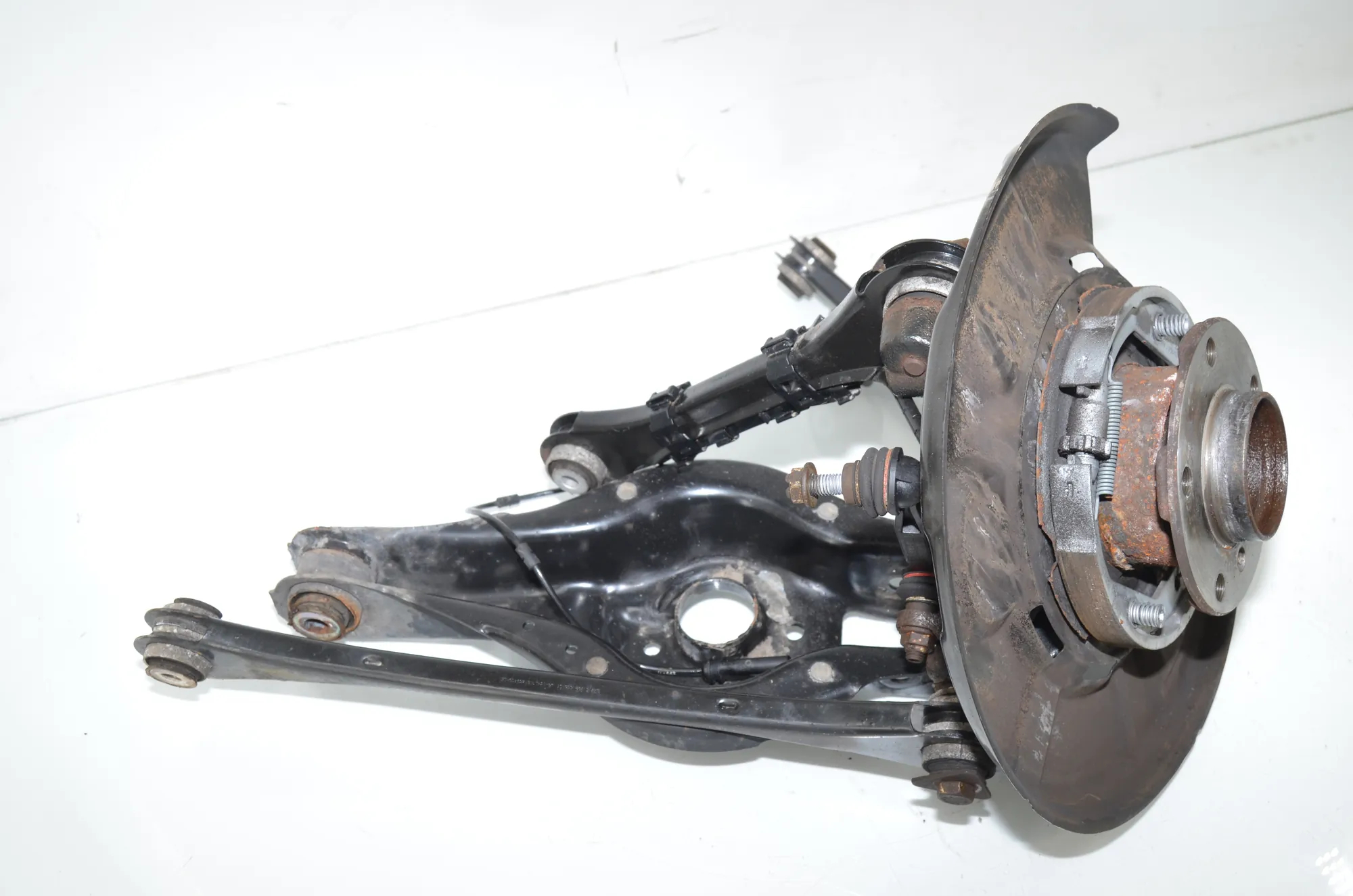 Rear Right Wheel Hub – OEM 6792524 · BMW 3 Touring (F31) 330 d xDrive 2014 – 2