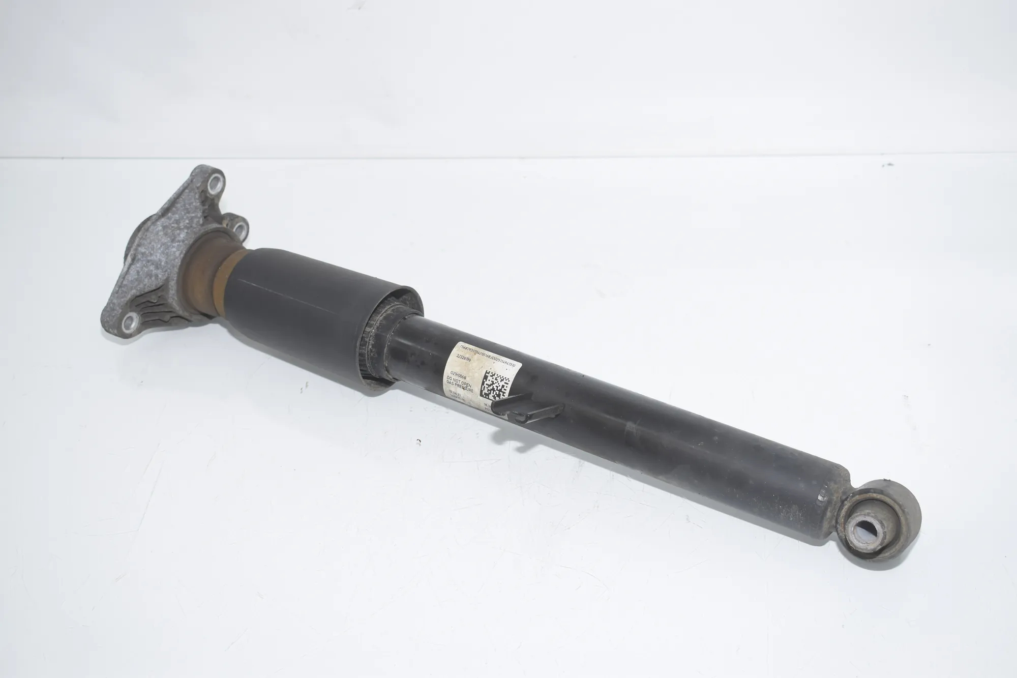 Rear Right Shock Absorber – OEM 7568793 · BMW 3 Touring (G21) (2019 - -) 318 d 2021 – 2