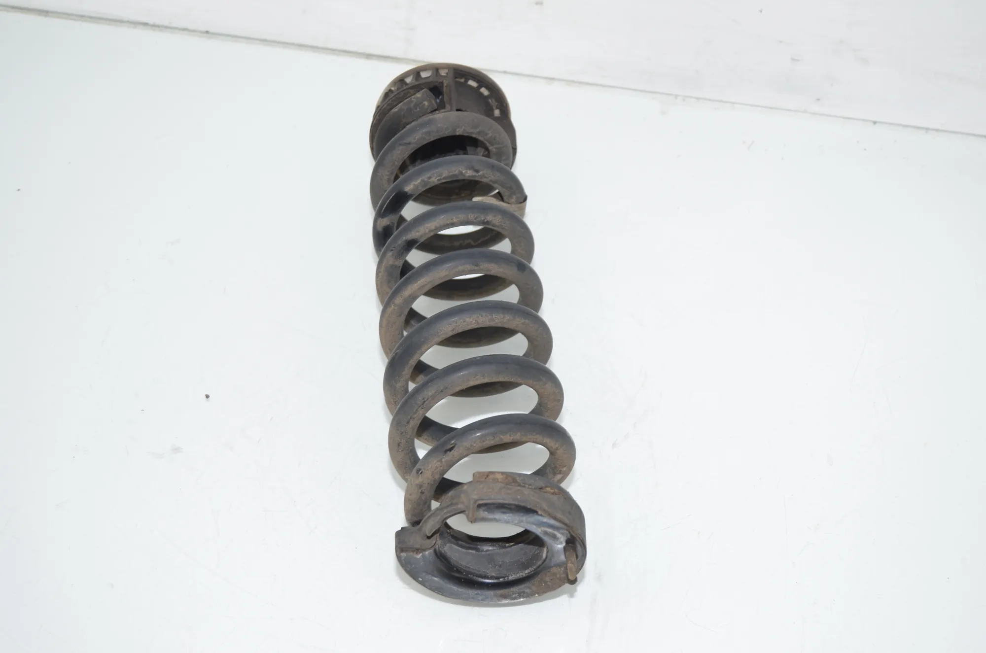 Rear Left Coil Spring – OEM 6898641 · BMW 3 Touring (G21) (2019 - -) 318 d 2021 – 3