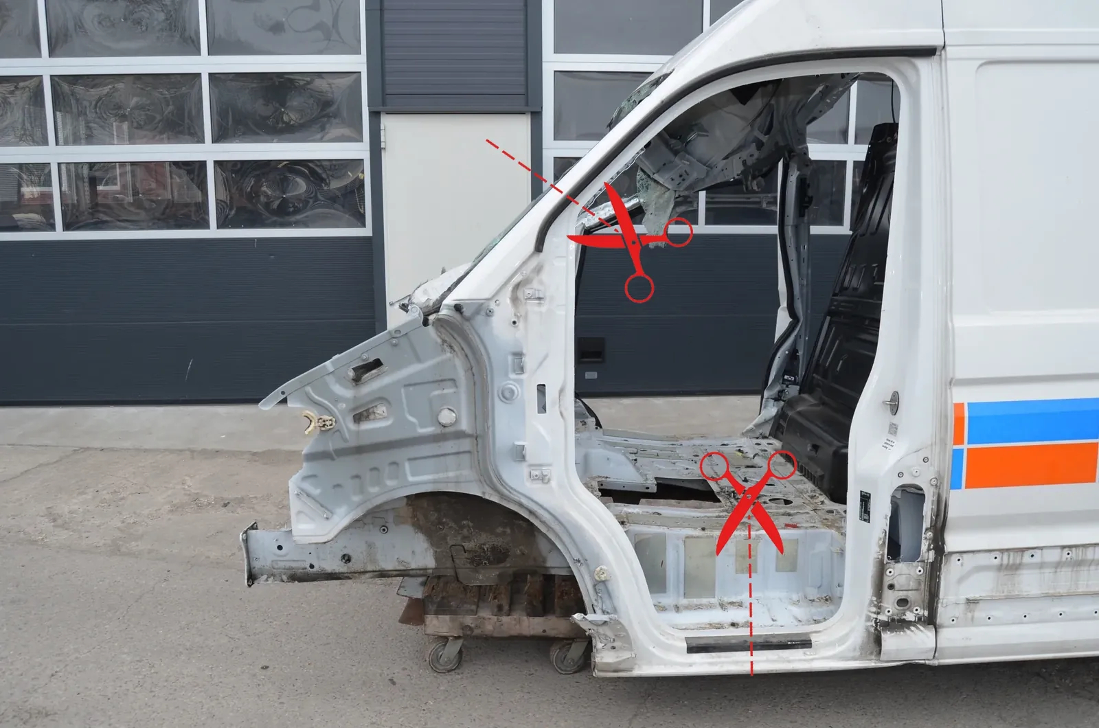 Front Left Quarter Panel · VW CRAFTER Furgon (SY_) (2016 - -) 2.0 TDI 2022 – 2