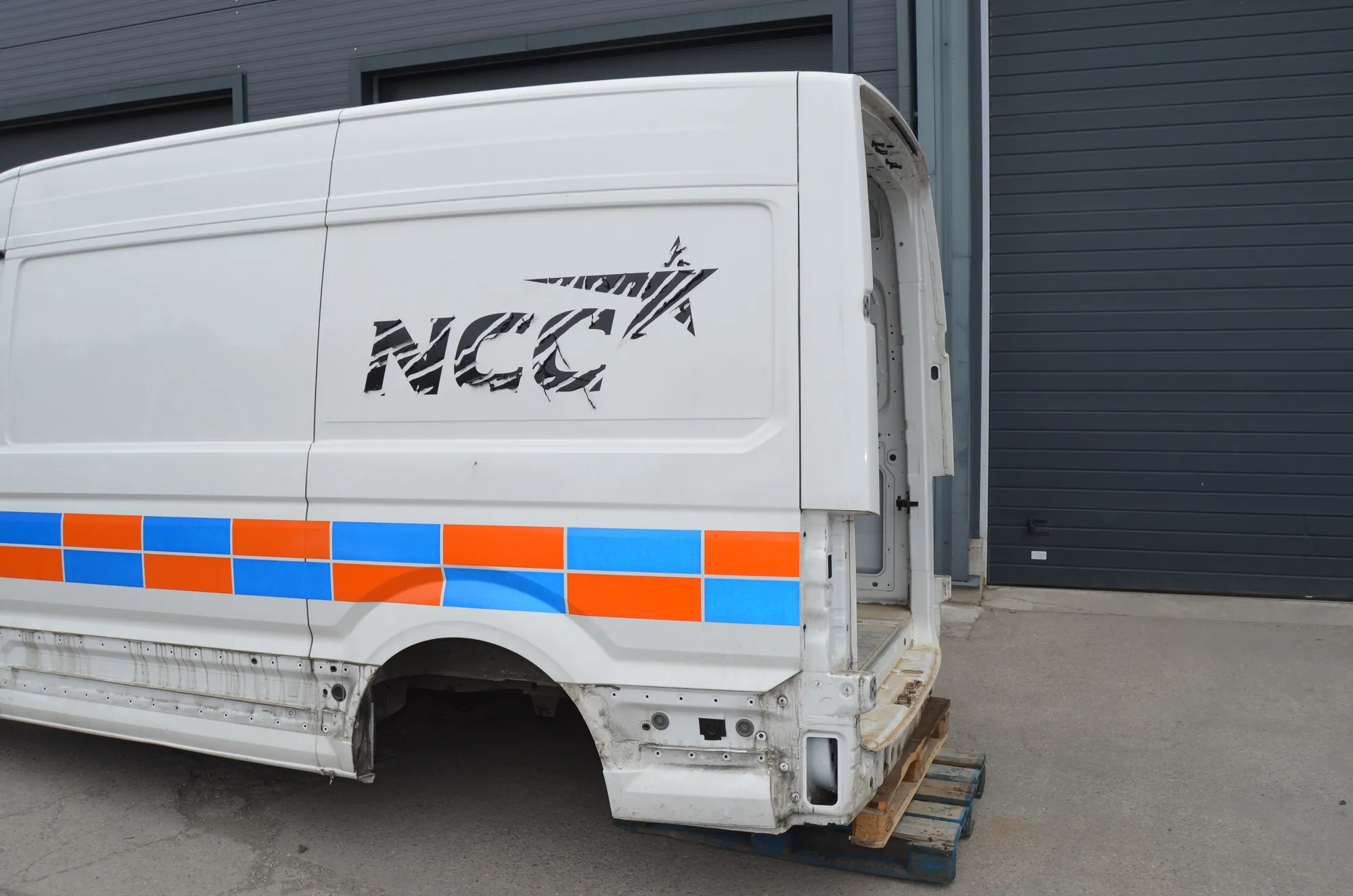 Rear Left Quarter Panel · VW CRAFTER Furgon (SY_) (2016 - -) 2.0 TDI 2022