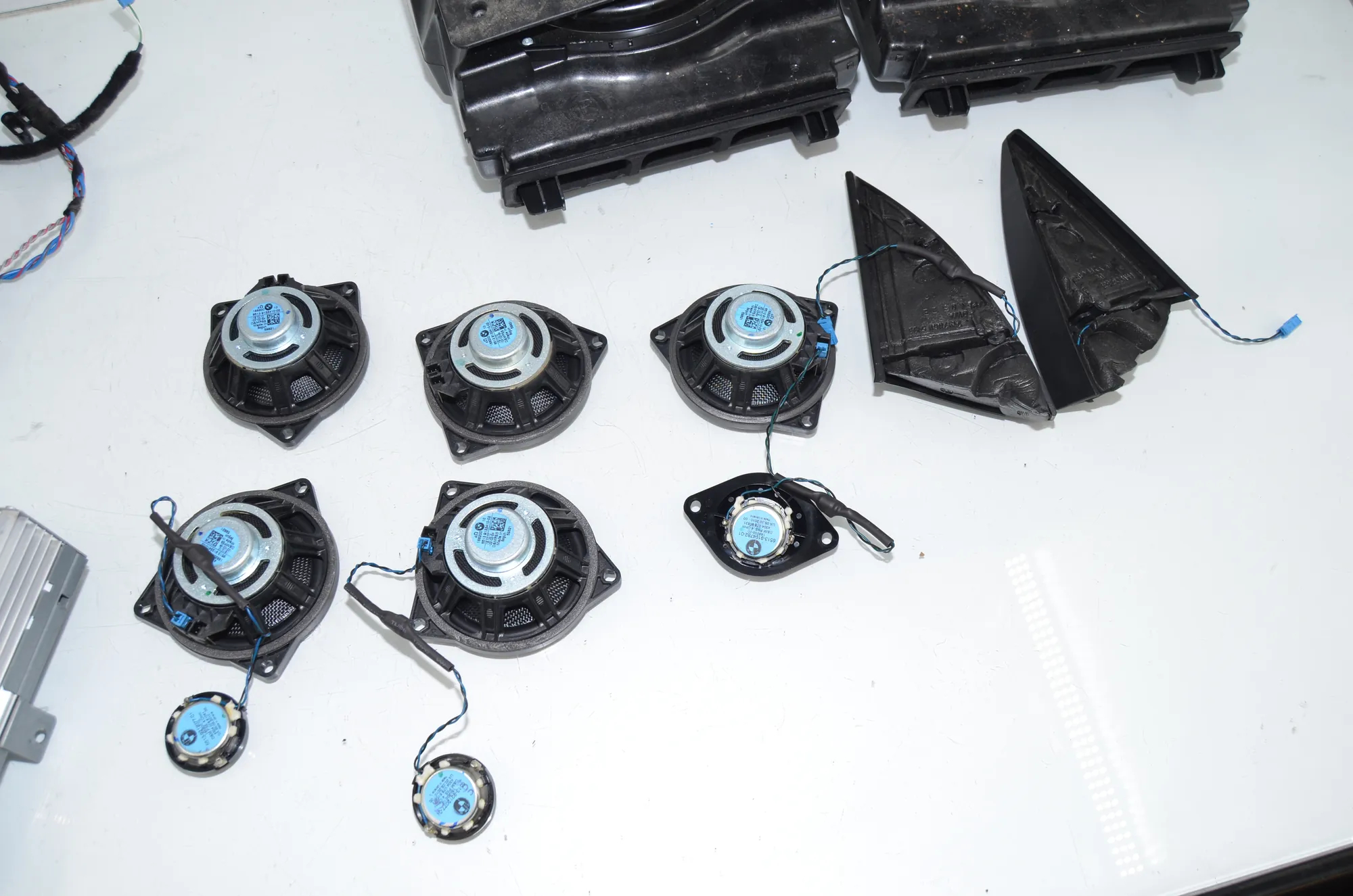 Sound Audio System Set – OEM 9133410 · BMW 5 Gran Turismo (F07) 530 d xDrive 2010 – 5