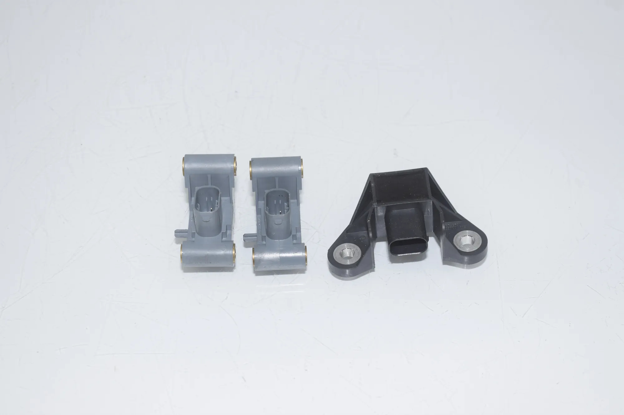 Front Left Impact Sensor – OEM 9159310 · BMW 5 Gran Turismo (F07) 530 d xDrive 2010