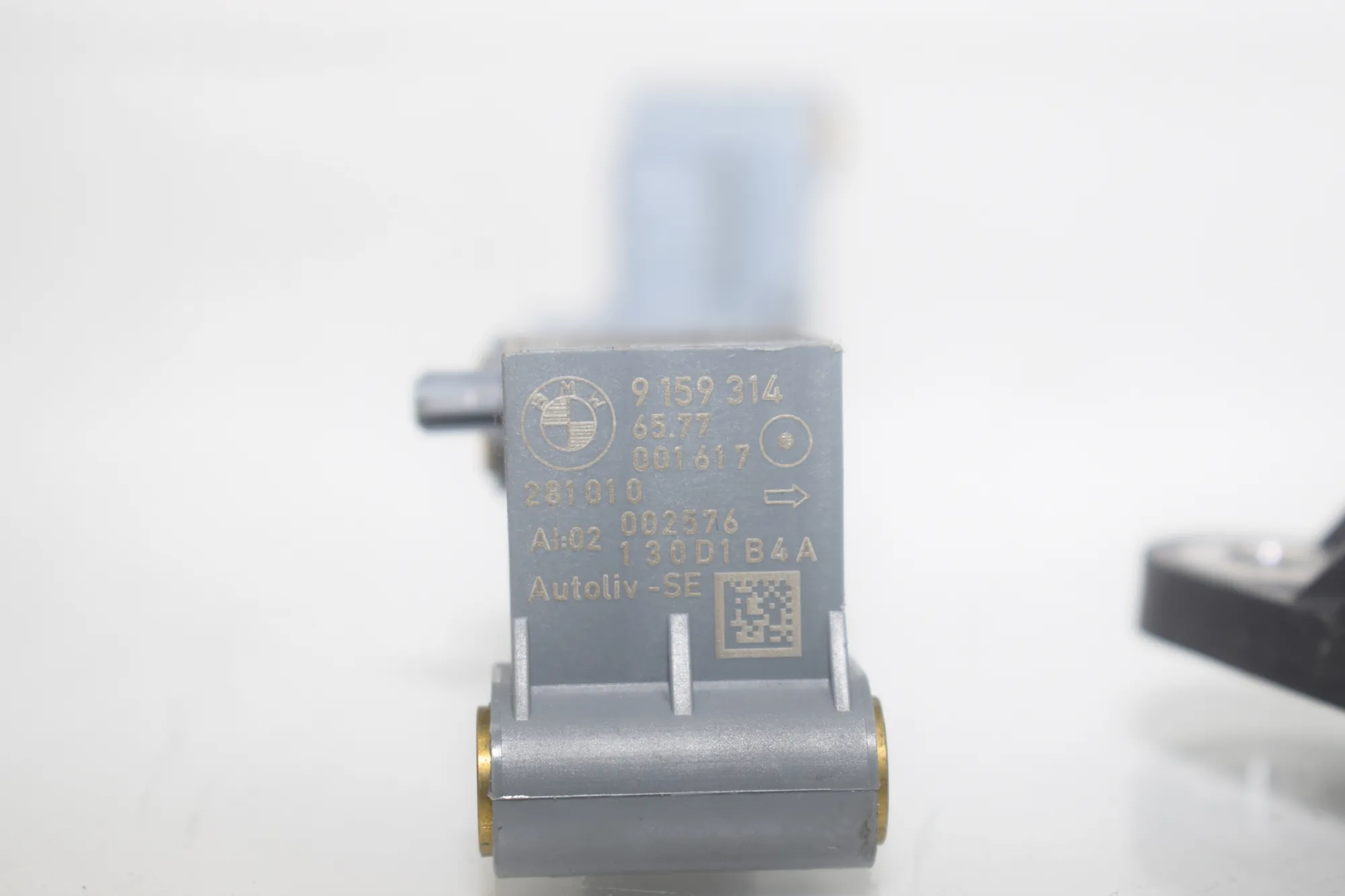 Front Left Impact Sensor – OEM 9159310 · BMW 5 Gran Turismo (F07) 530 d xDrive 2010 – 6