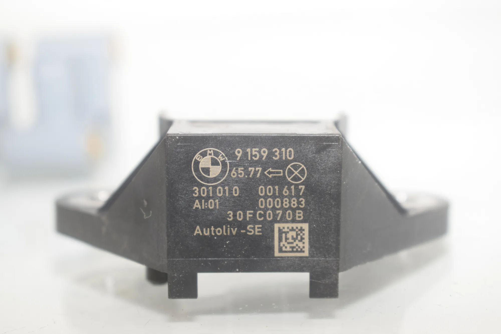 Front Left Impact Sensor – OEM 9159310 · BMW 5 Gran Turismo (F07) 530 d xDrive 2010 – 5