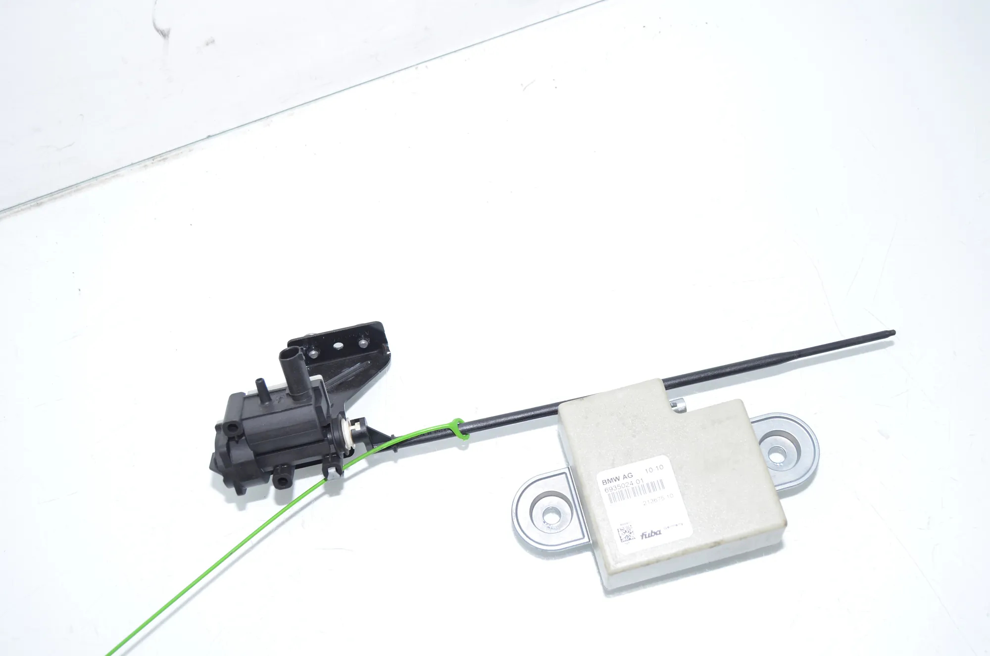 Other Control Units – OEM 6935024 · BMW 5 Gran Turismo (F07) 530 d xDrive 2010 – 3