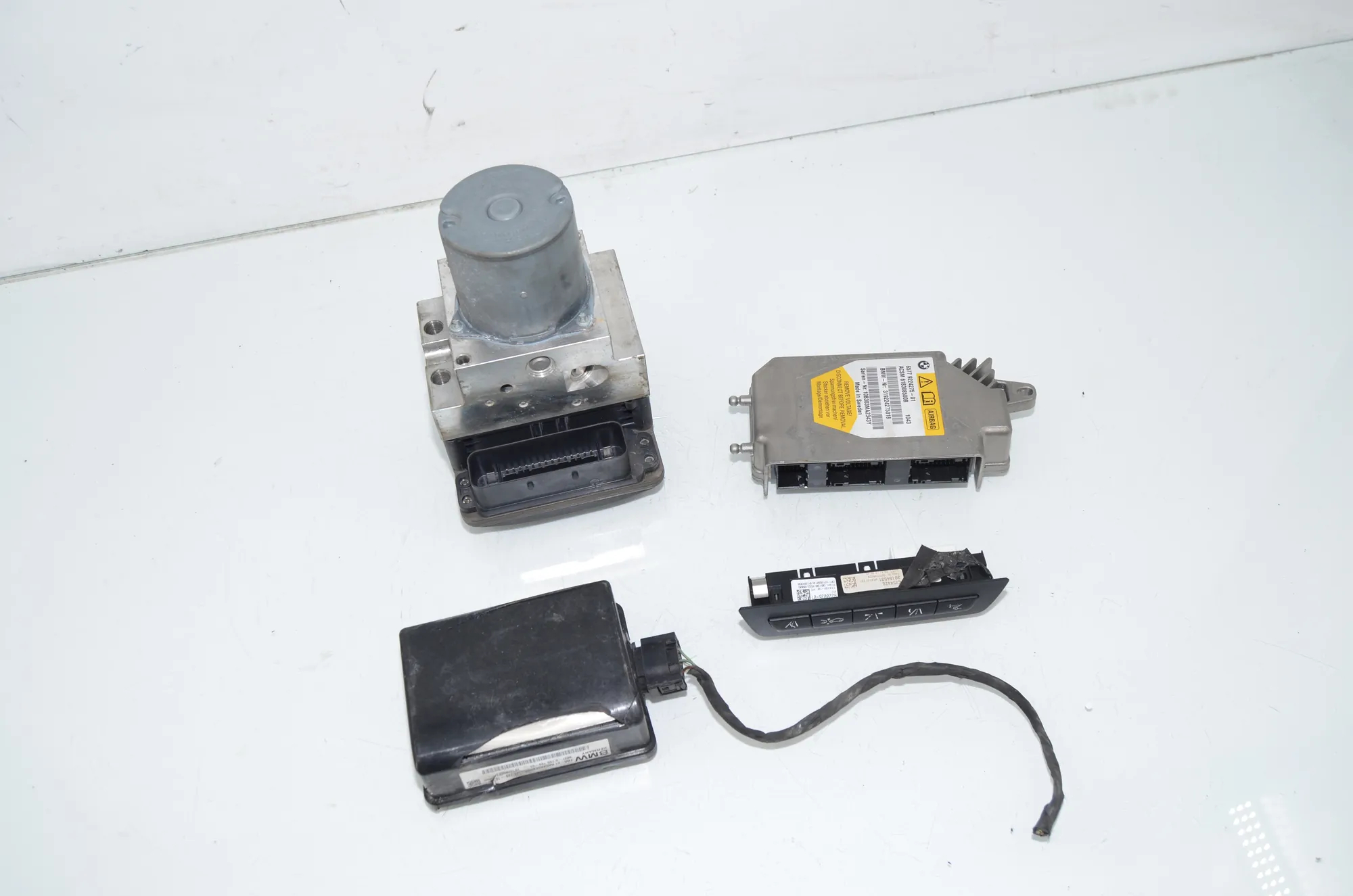 Distance Radar Sensor – OEM 6799147 · BMW 5 Gran Turismo (F07) 530 d xDrive 2010