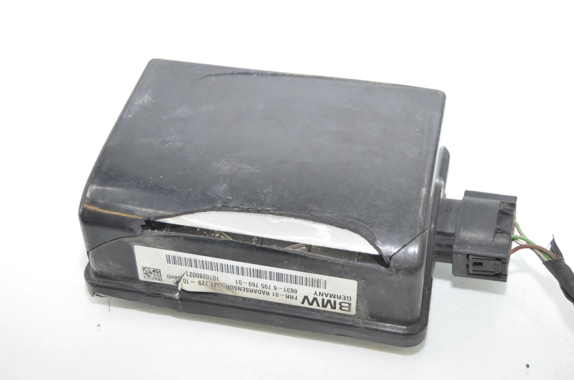 Distance Radar Sensor – OEM 6799147 · BMW 5 Gran Turismo (F07) 530 d xDrive 2010 – 2