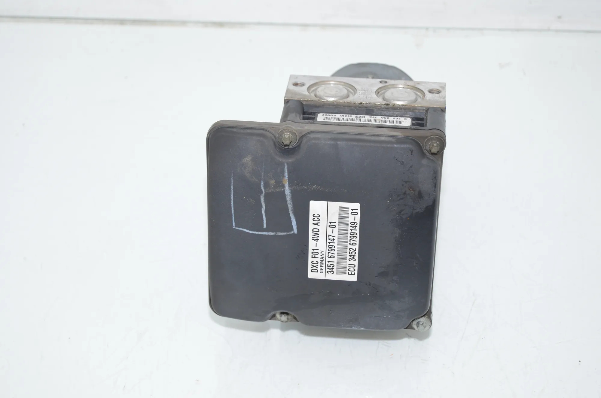 Distance Radar Sensor – OEM 6799147 · BMW 5 Gran Turismo (F07) 530 d xDrive 2010 – 6