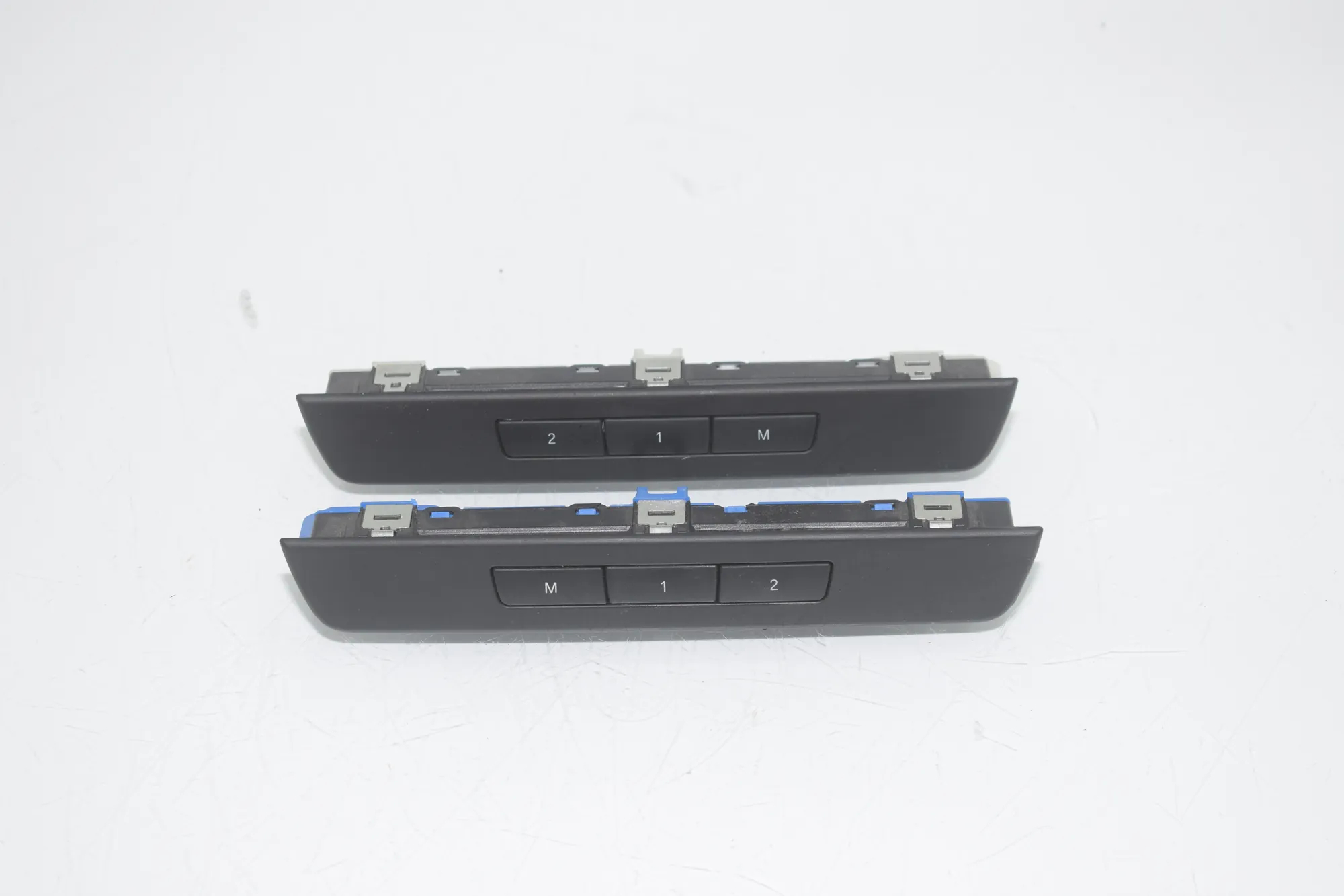 Right Seat Control Buttons – OEM 9215748 · BMW 5 Gran Turismo (F07) 530 d xDrive 2010