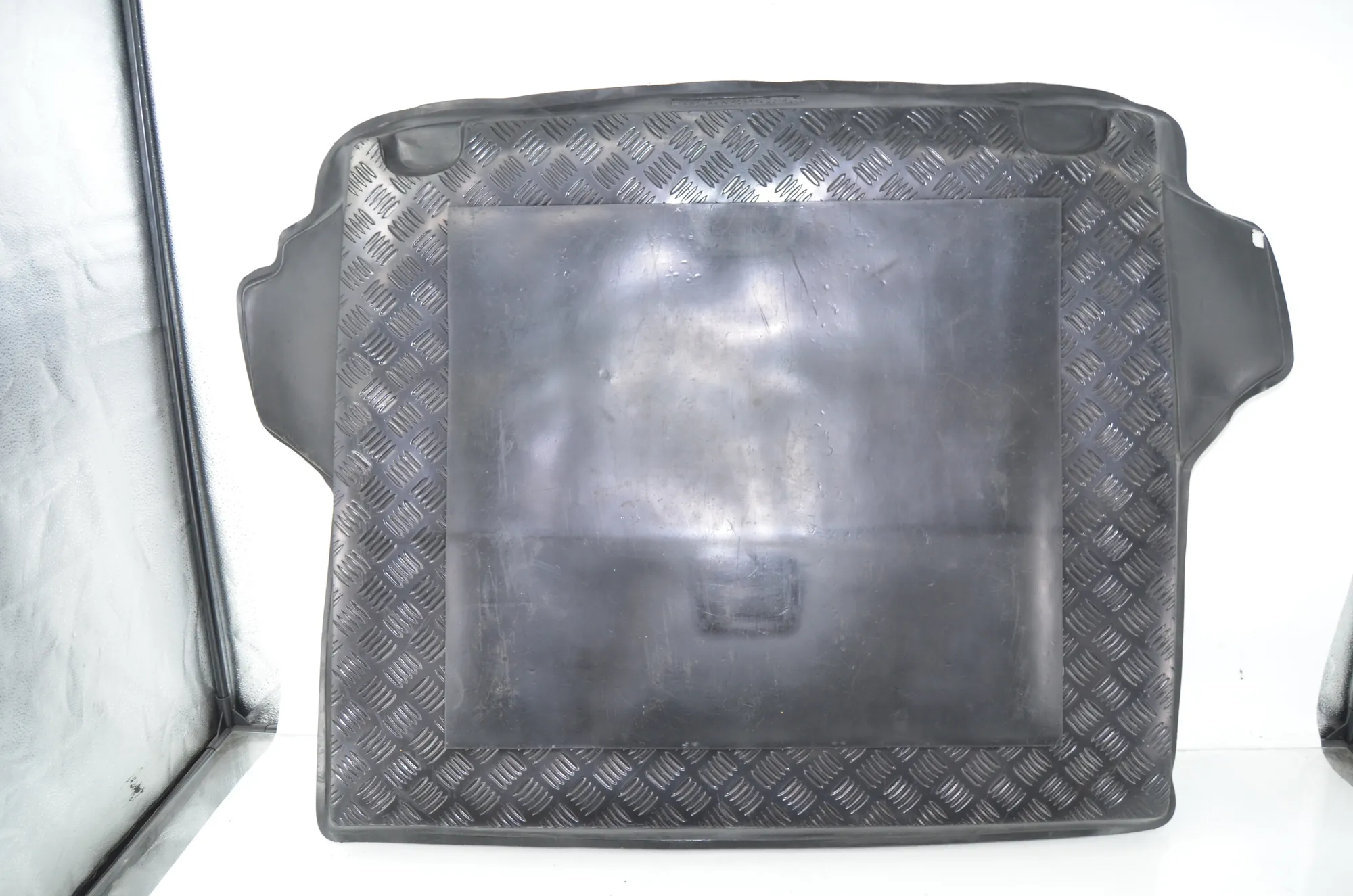 Trunk Boot Carpet · BMW 5 Gran Turismo (F07) 530 d xDrive 2010 – 3