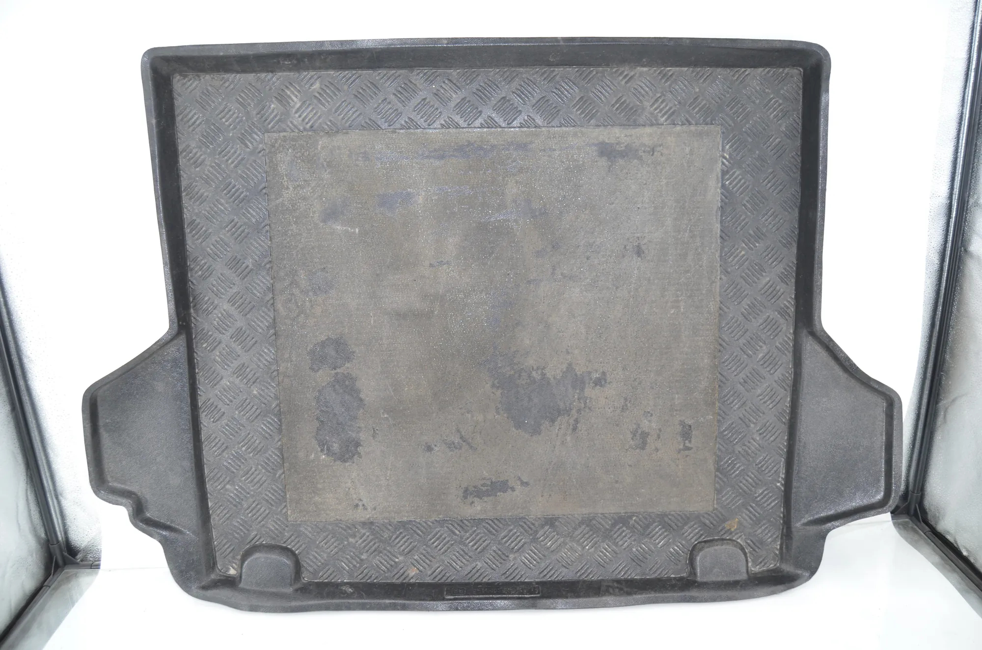 Trunk Boot Carpet · BMW 5 Gran Turismo (F07) 530 d xDrive 2010 – 2