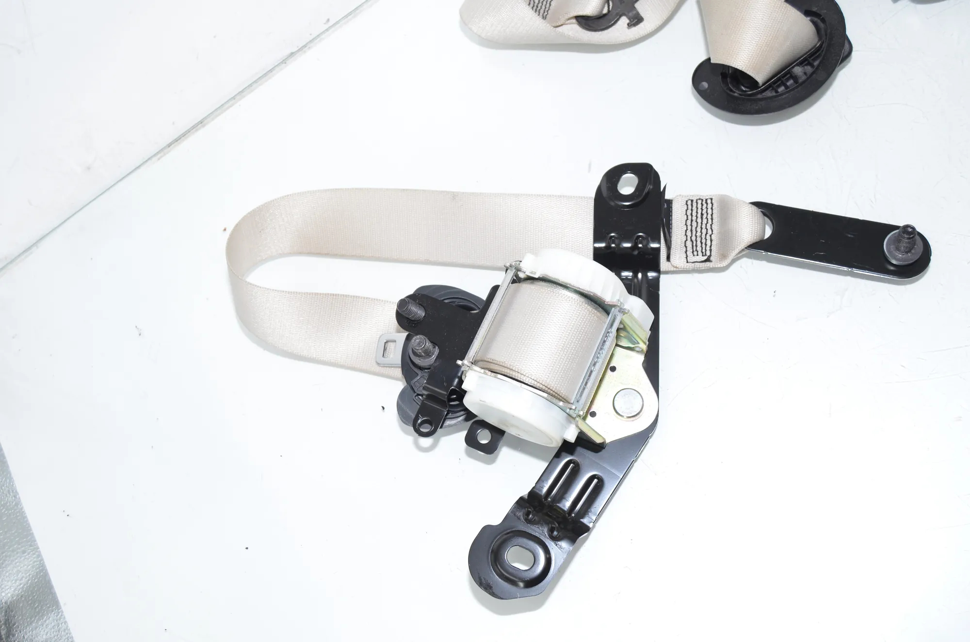 Rear Right Seatbelt – OEM 7233532 · BMW 5 Gran Turismo (F07) 530 d xDrive 2010 – 2