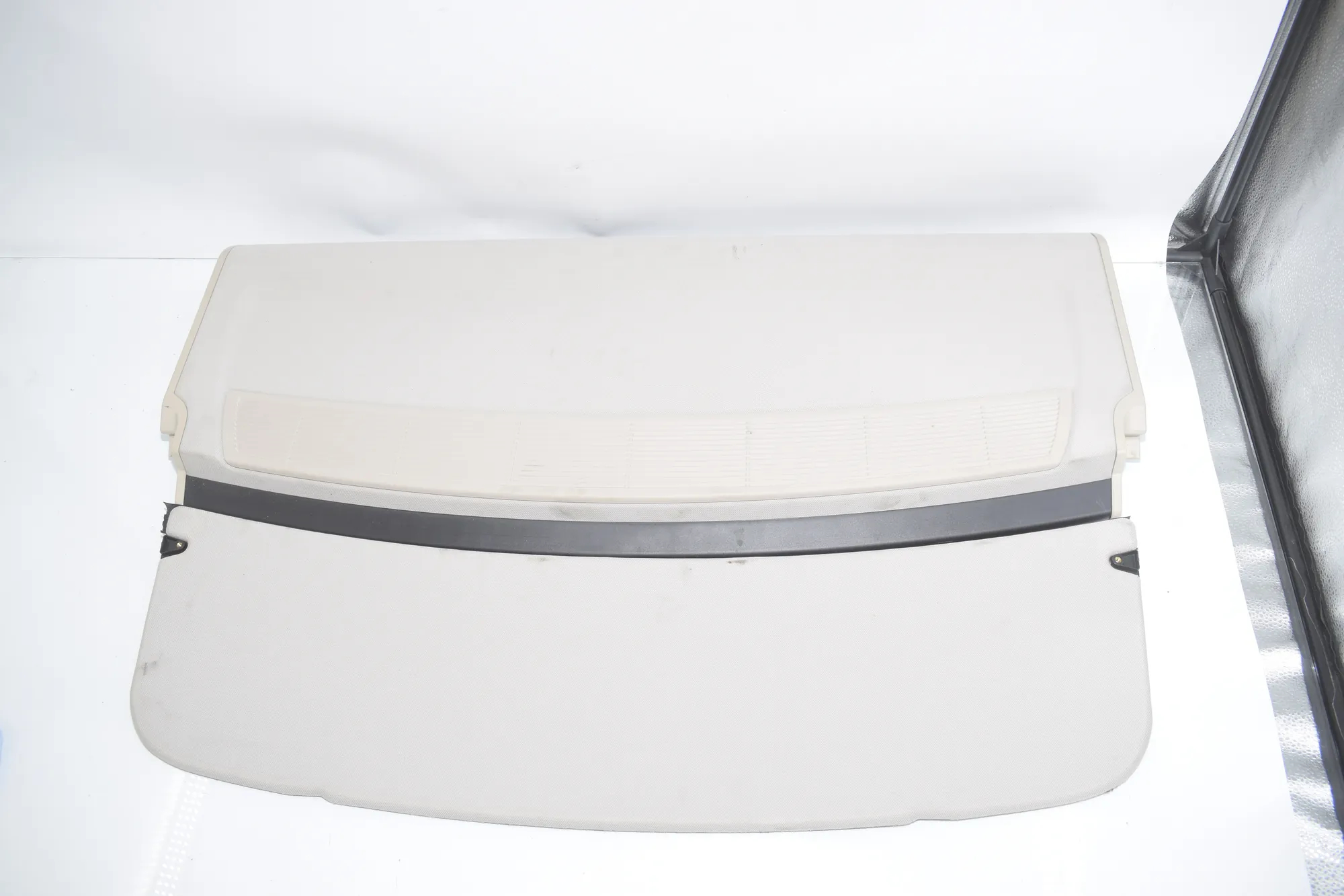 Rear Parcel Shelf – OEM 7220465 · BMW 5 Gran Turismo (F07) 530 d xDrive 2010 – 3