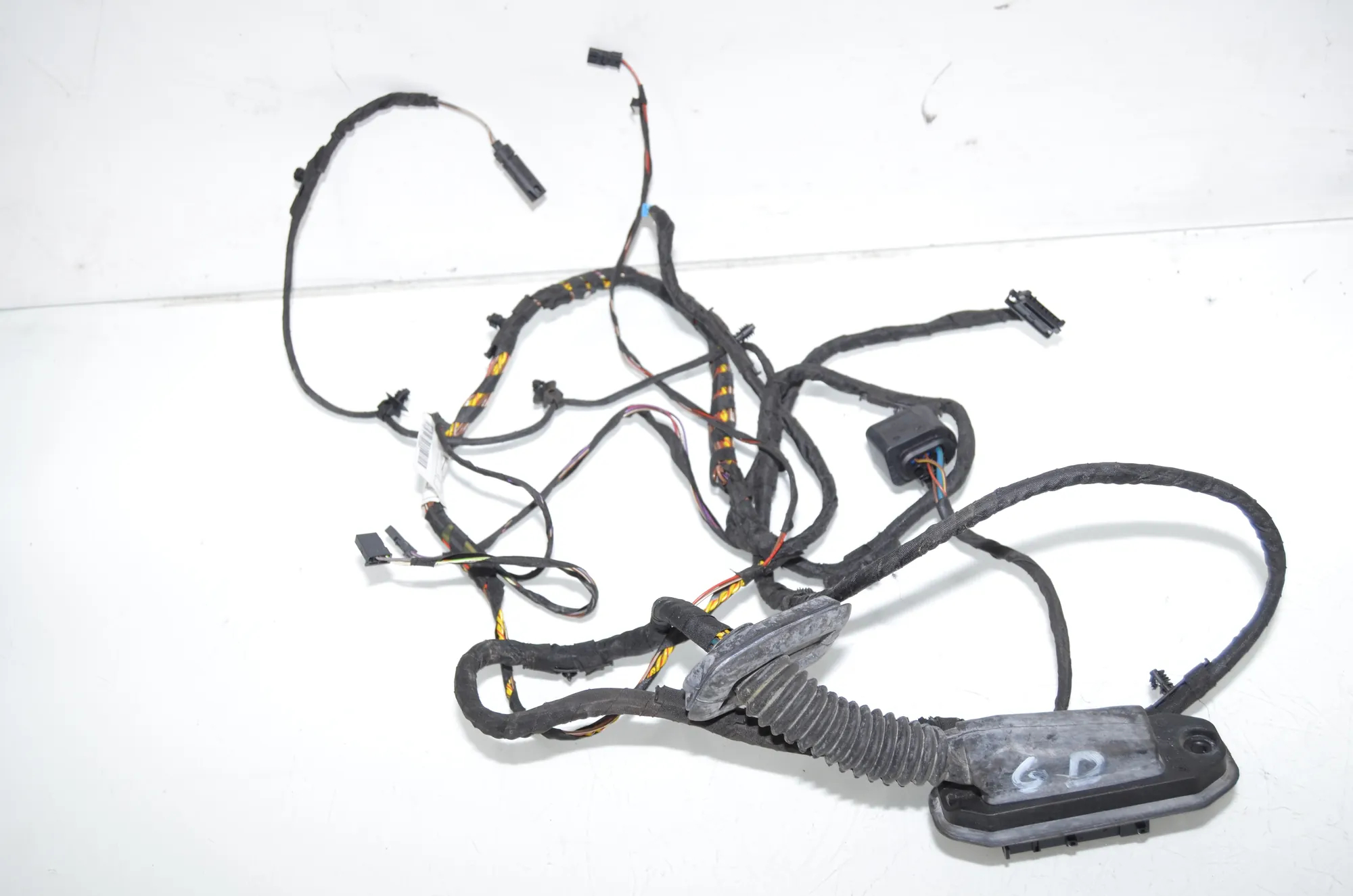 Front Right Door Wiring – OEM 9291358 · BMW 5 Gran Turismo (F07) 535 d xDrive 2014 – 2