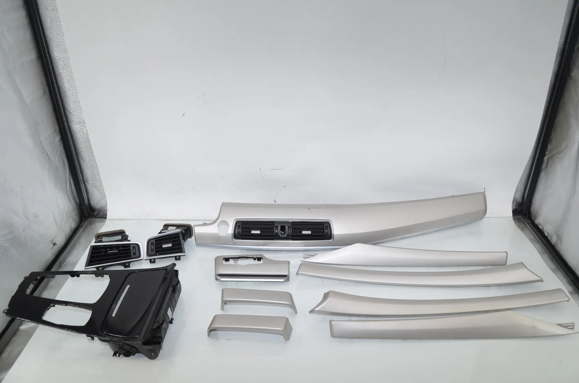Interior Trim Strips Kit – OEM 9142166 · BMW 5 Gran Turismo (F07) 535 d xDrive 2014