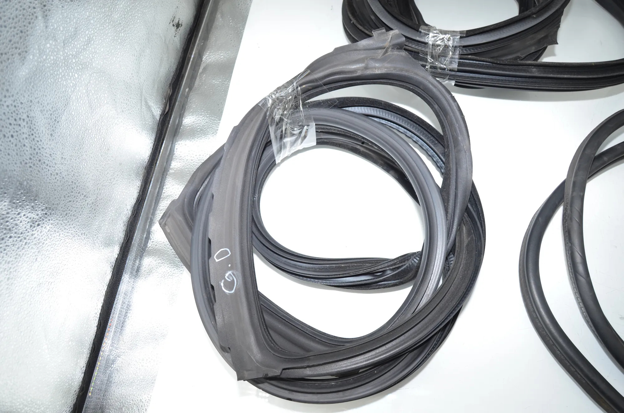 Front Right Door Seal Rubber – OEM 7226396 · BMW 5 Gran Turismo (F07) 535 d xDrive 2014 – 6
