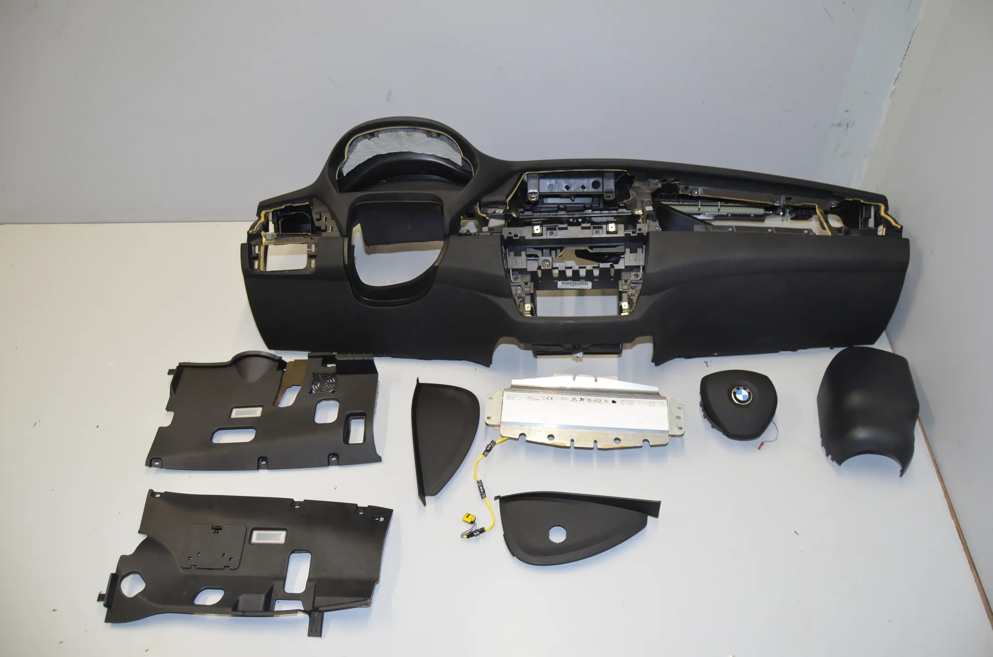Dashboard – OEM 6974555 · BMW X5 (E70) xDrive 40 d 2011