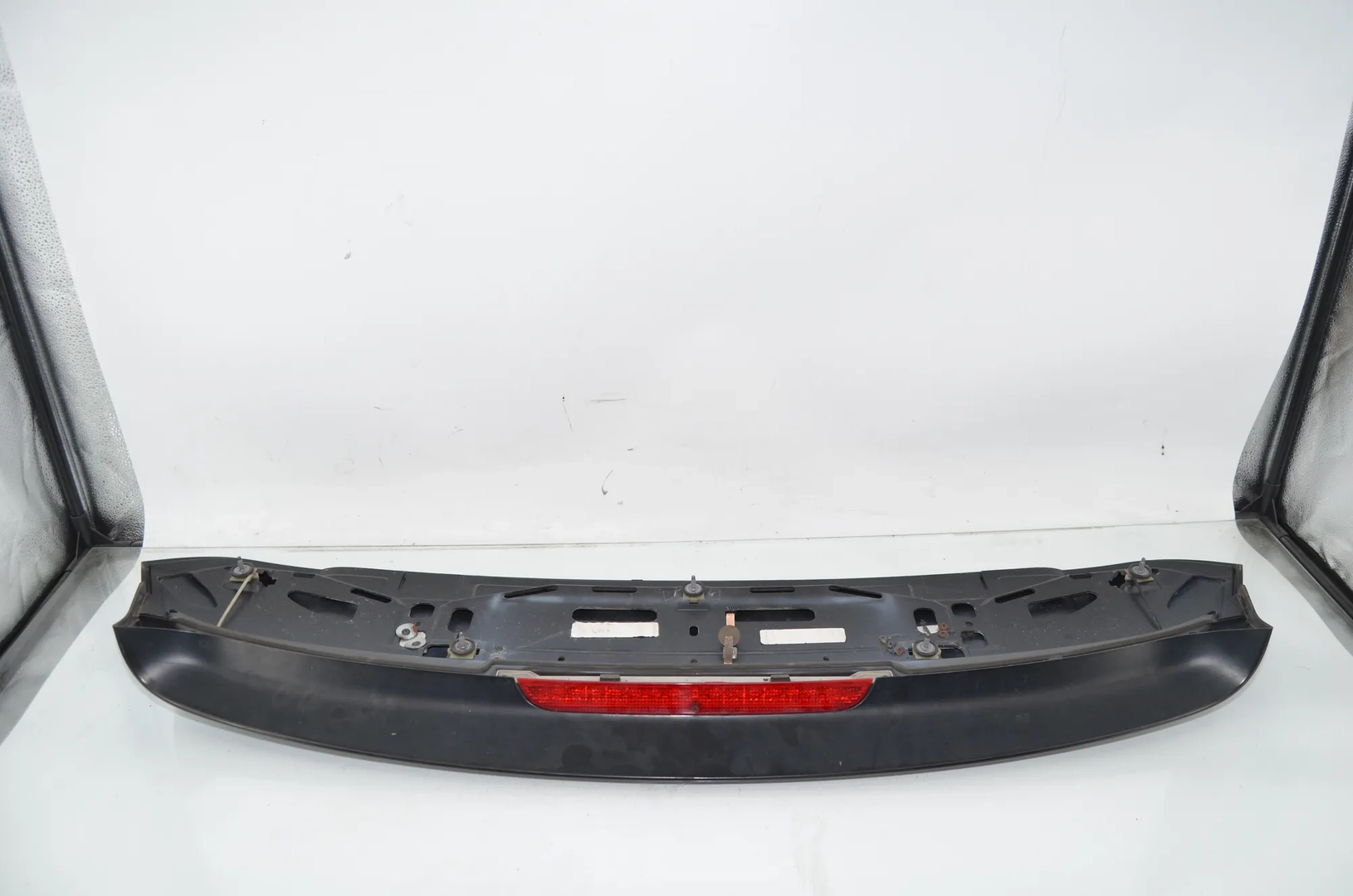 Rear Windshield Spoiler – OEM 7273446 · BMW X5 (E70) xDrive 40 d 2011 – 4