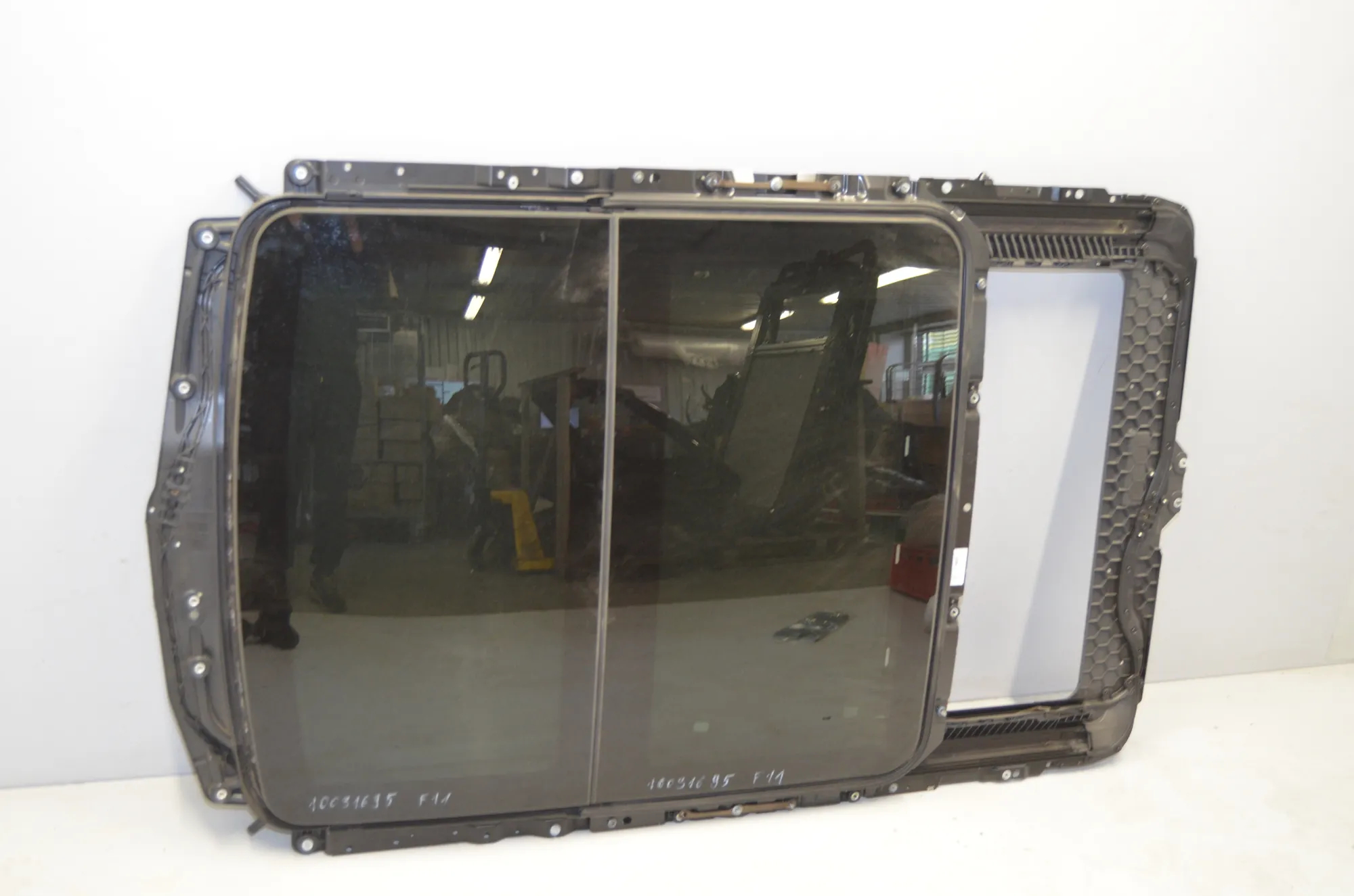 Sunroof – OEM 8038192 · BMW 5 Touring (F11) 535 d 2011 – 2