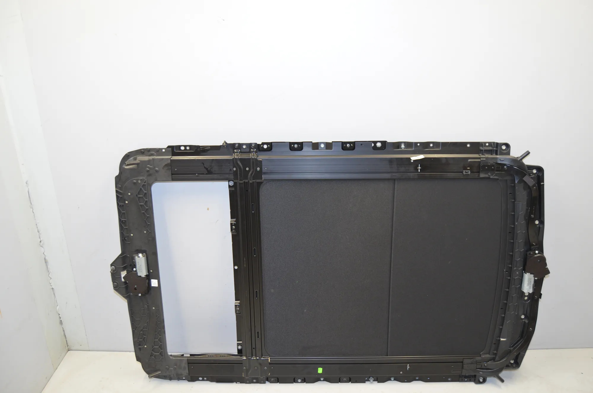 Sunroof – OEM 8038192 · BMW 5 Touring (F11) 535 d 2011 – 4