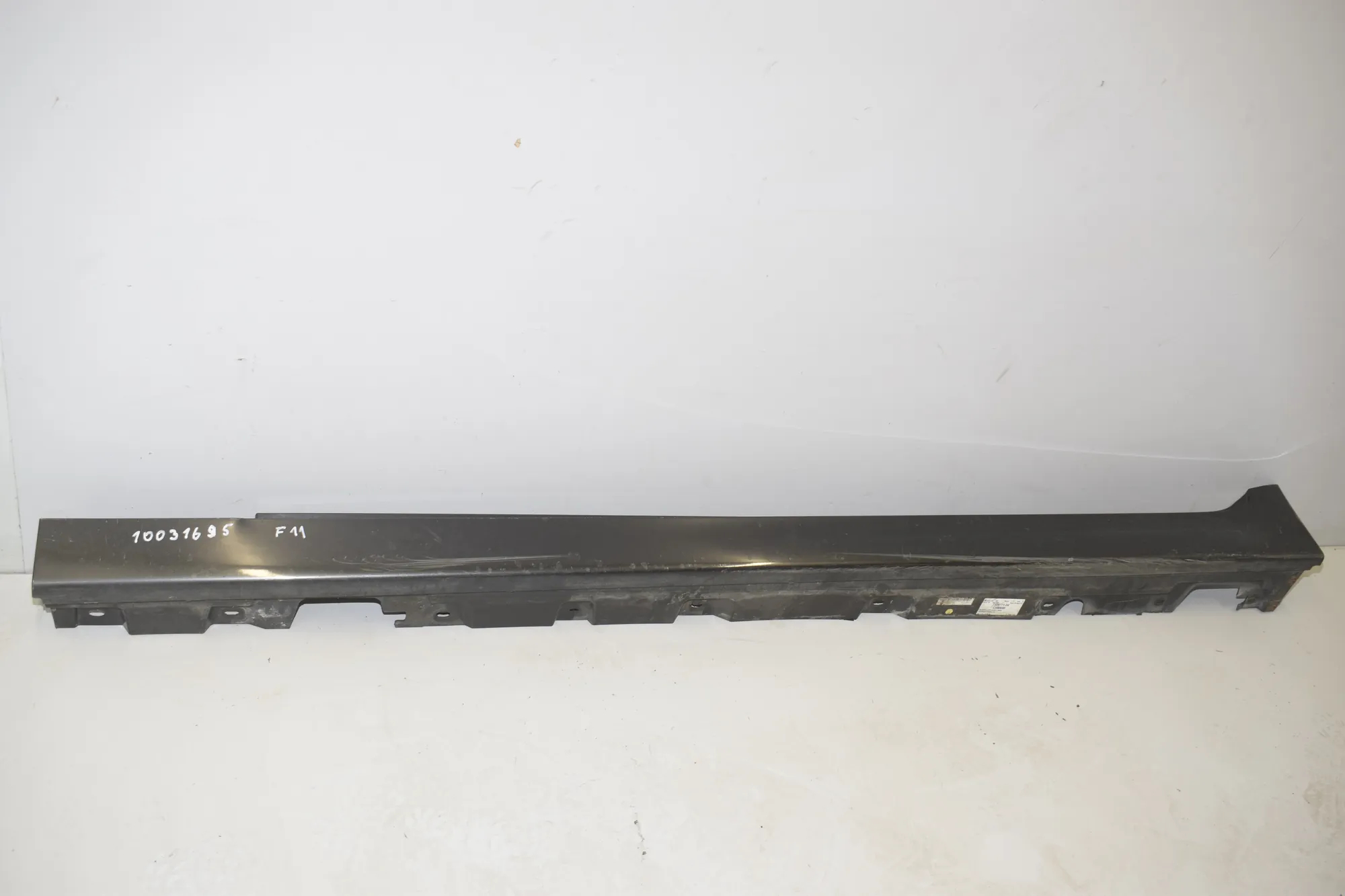 Left Side Sideskirt – OEM 7320771 · BMW 5 Touring (F11) 535 d 2011