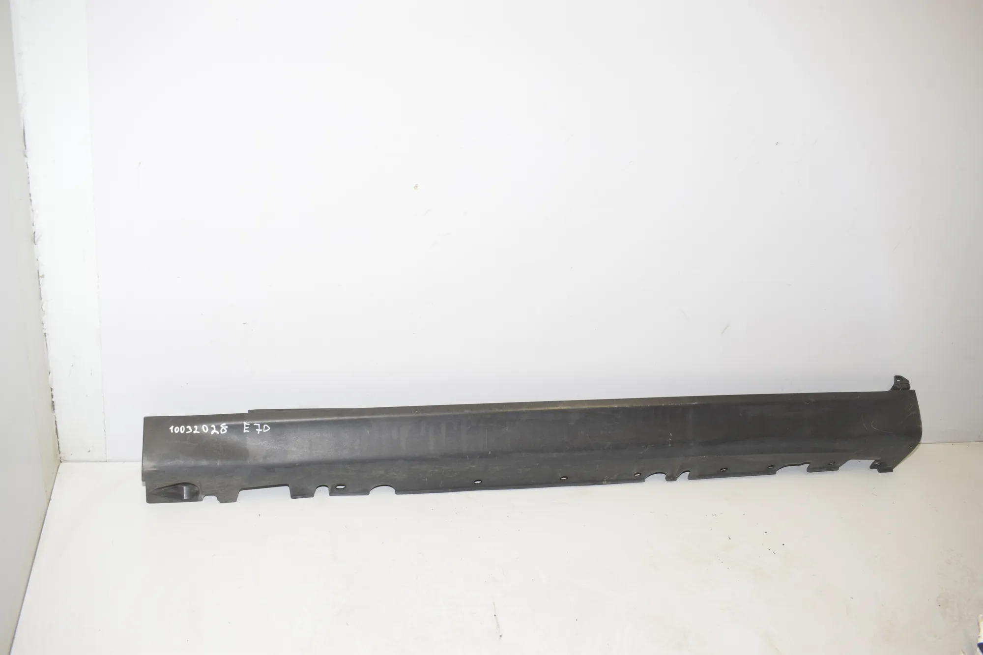 Left Side Sideskirt – OEM 7191241 · BMW X5 (E70) xDrive 40 d 2011