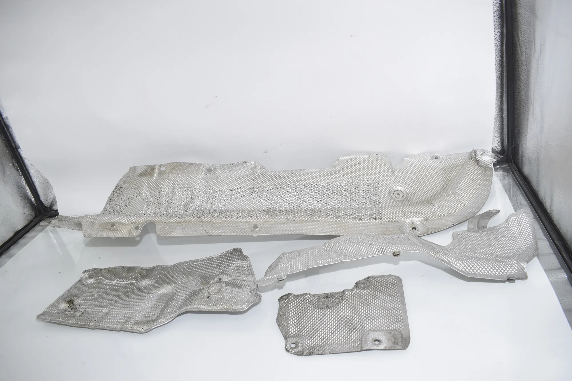 Heat Insulation – OEM 7185246 · BMW 5 Gran Turismo (F07) 530 d xDrive 2010 – 3