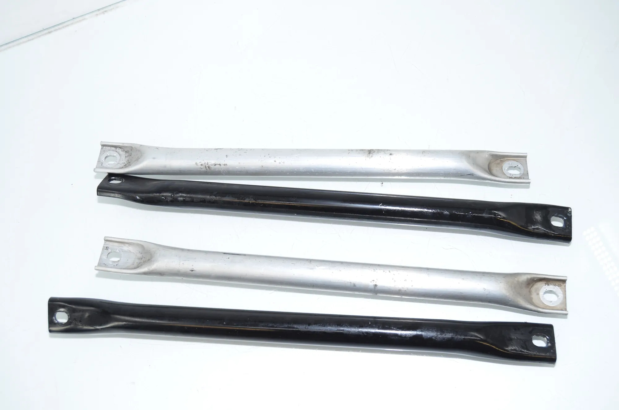 Other Body Parts – OEM 7187697 · BMW 5 Gran Turismo (F07) 530 d xDrive 2010 – 2
