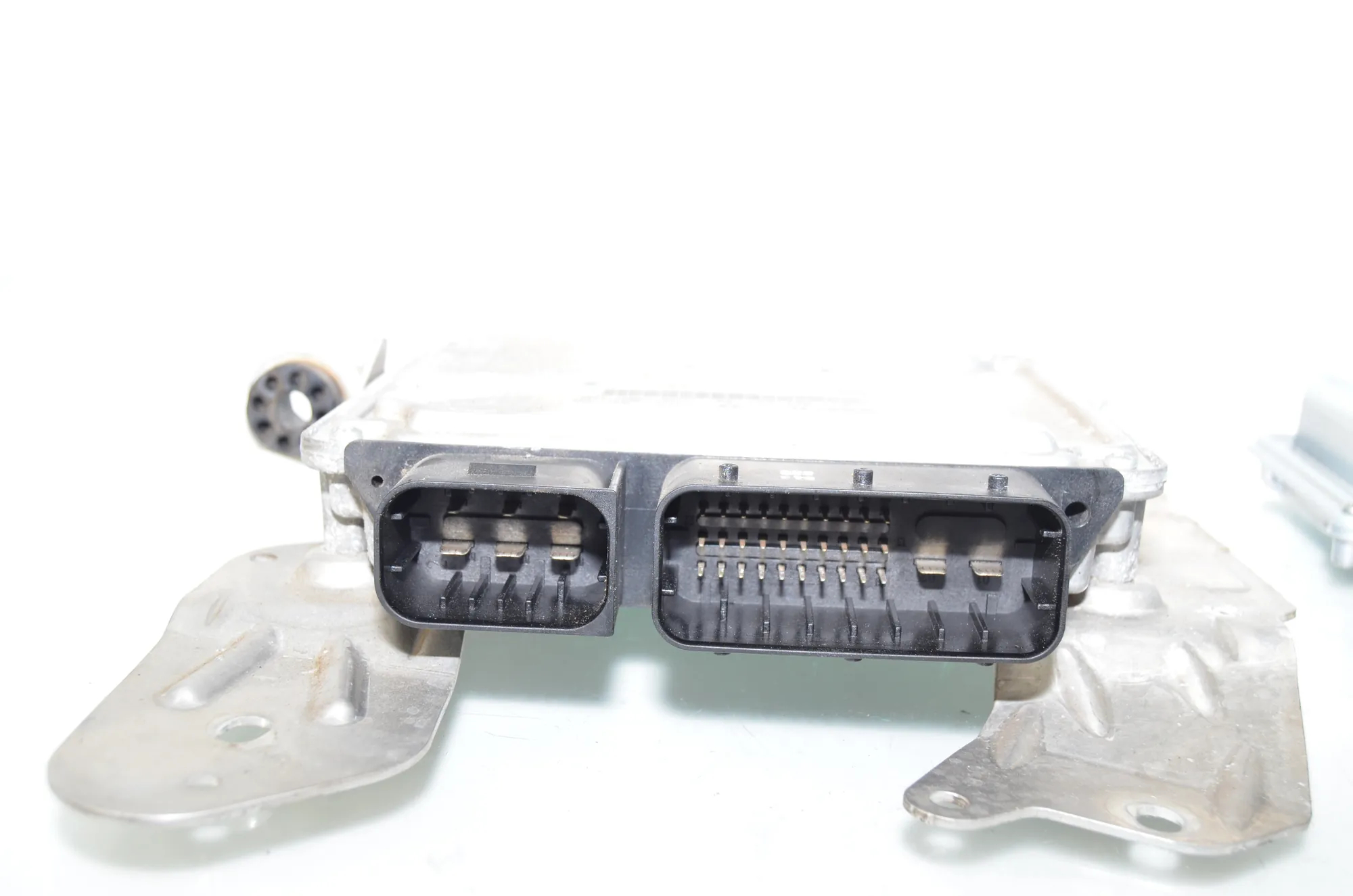 Engine Ignition ECU Set – OEM 8510841 · BMW X5 (E70) xDrive 40 d 2011 – 5