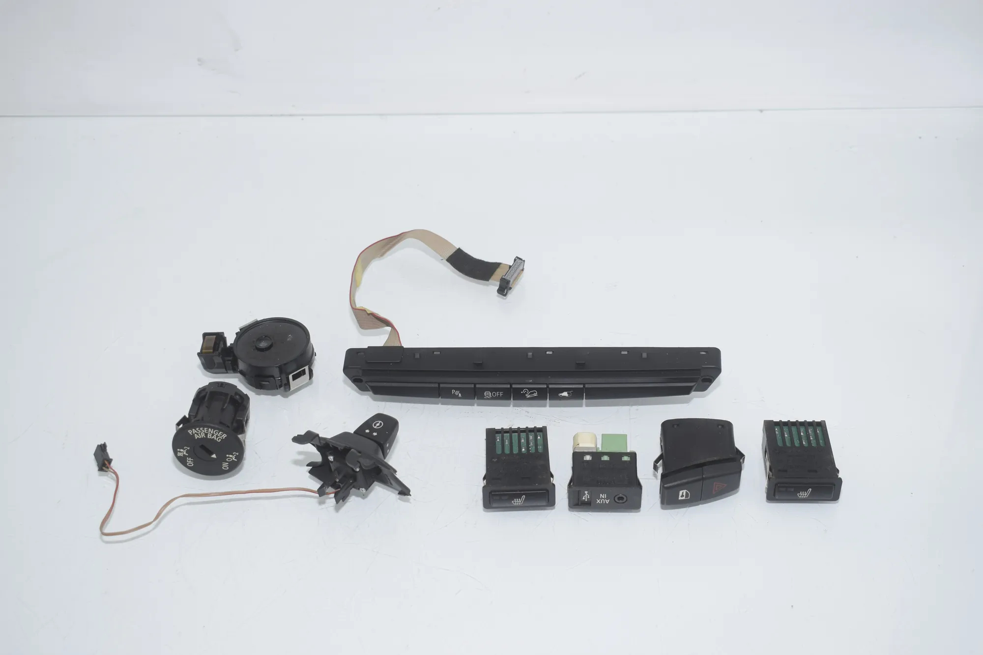 Switches – OEM 9196886 · BMW X5 (E70) xDrive 40 d 2011