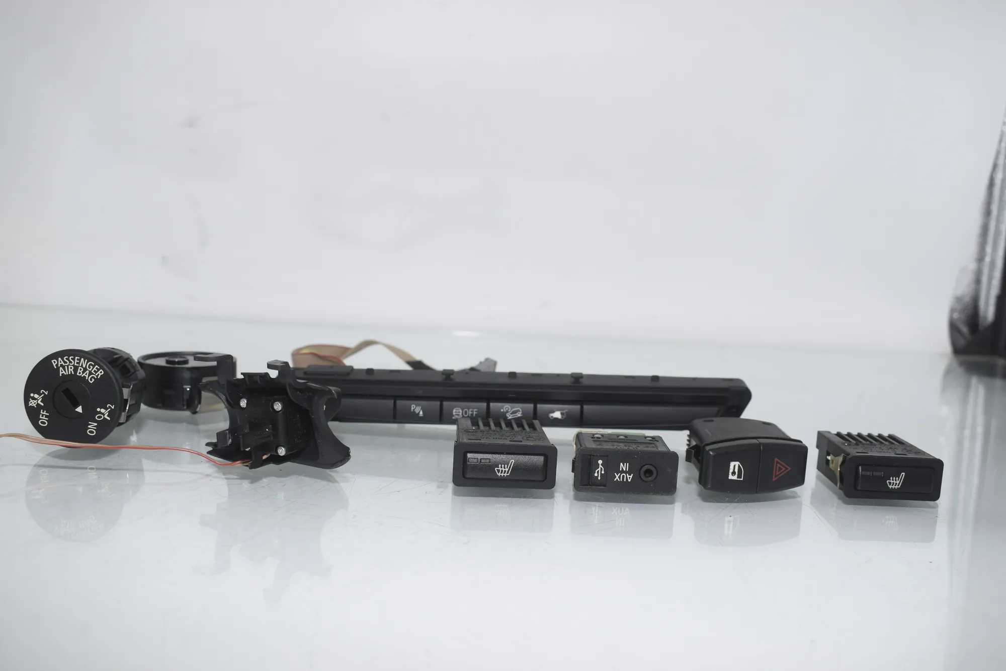 Switches – OEM 9196886 · BMW X5 (E70) xDrive 40 d 2011 – 3